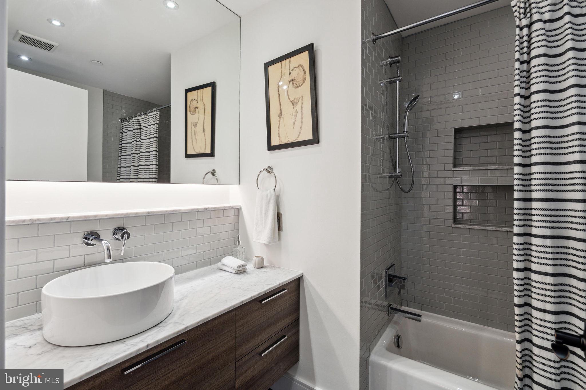 233 CHESTNUT STREET 4