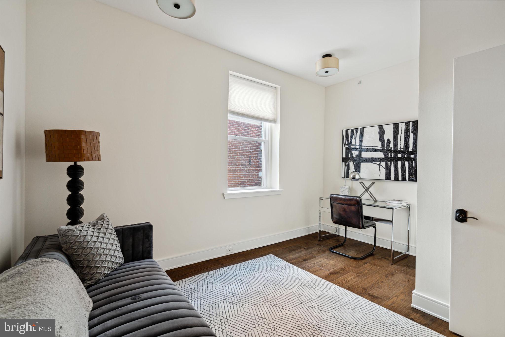 233 CHESTNUT STREET 4