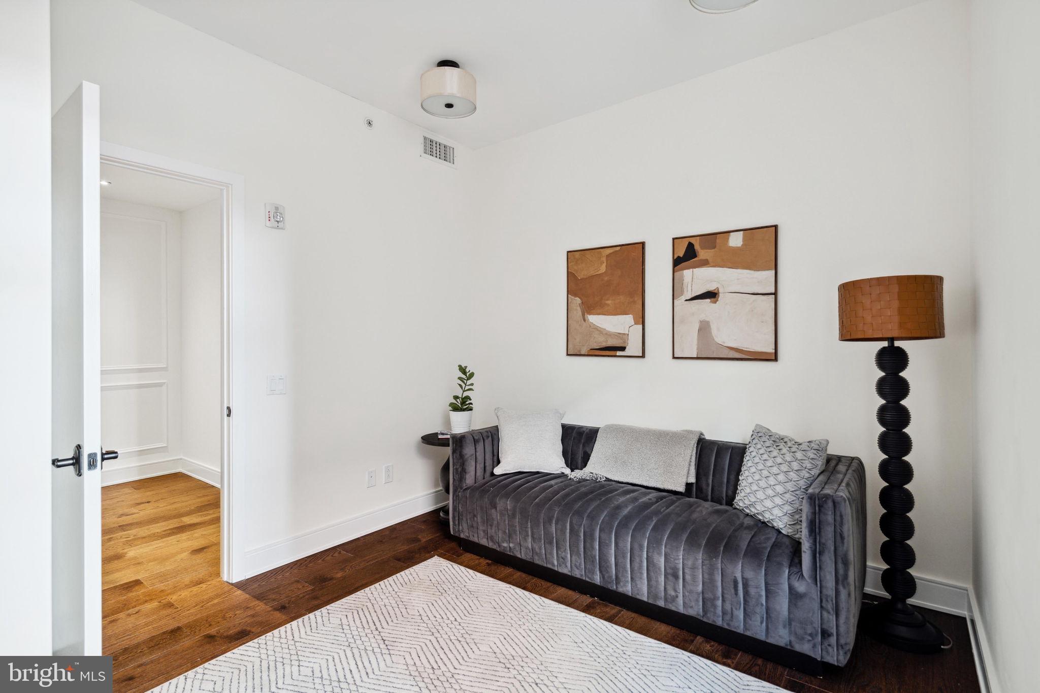 233 CHESTNUT STREET 4