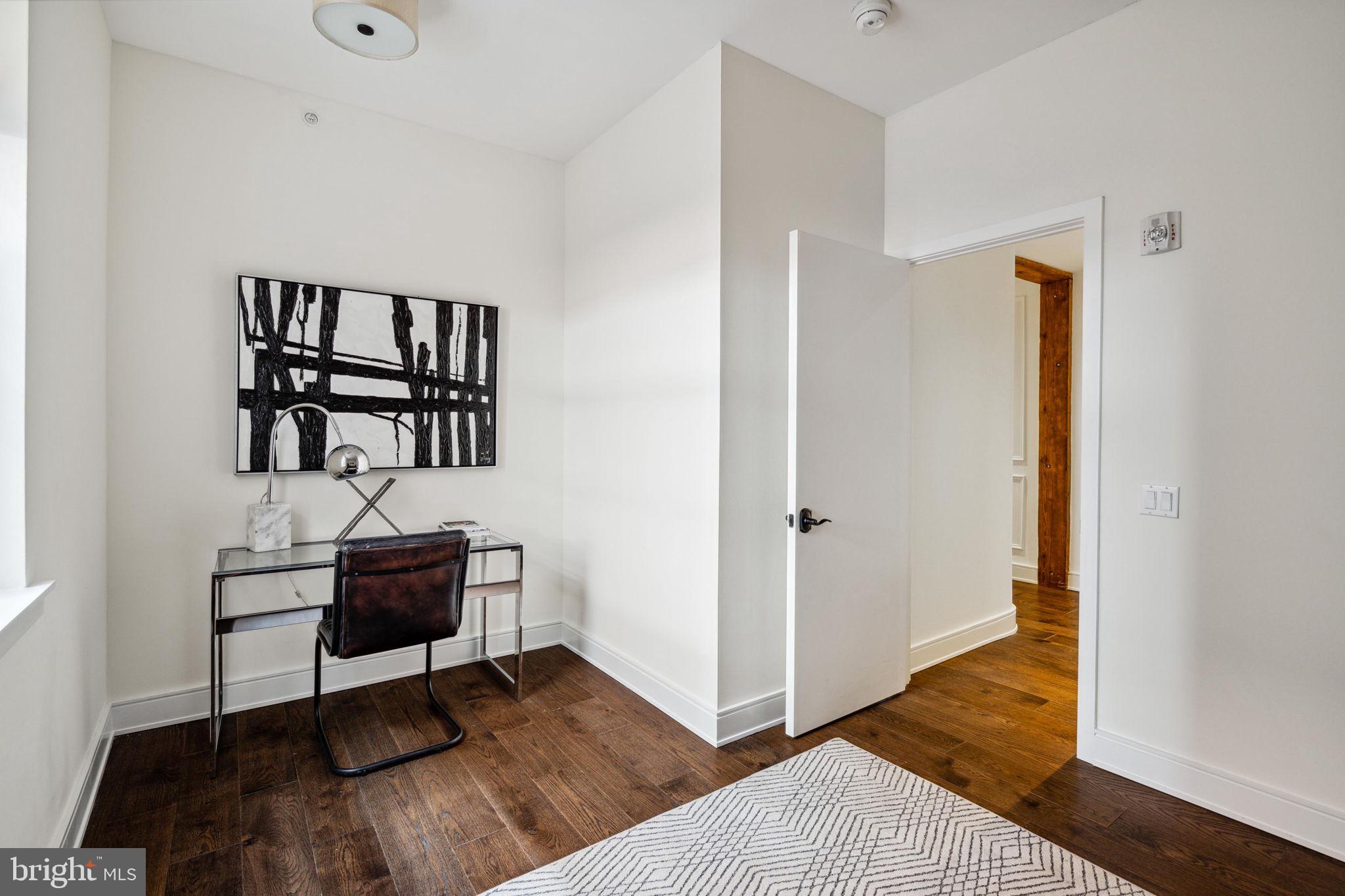 233 CHESTNUT STREET 4