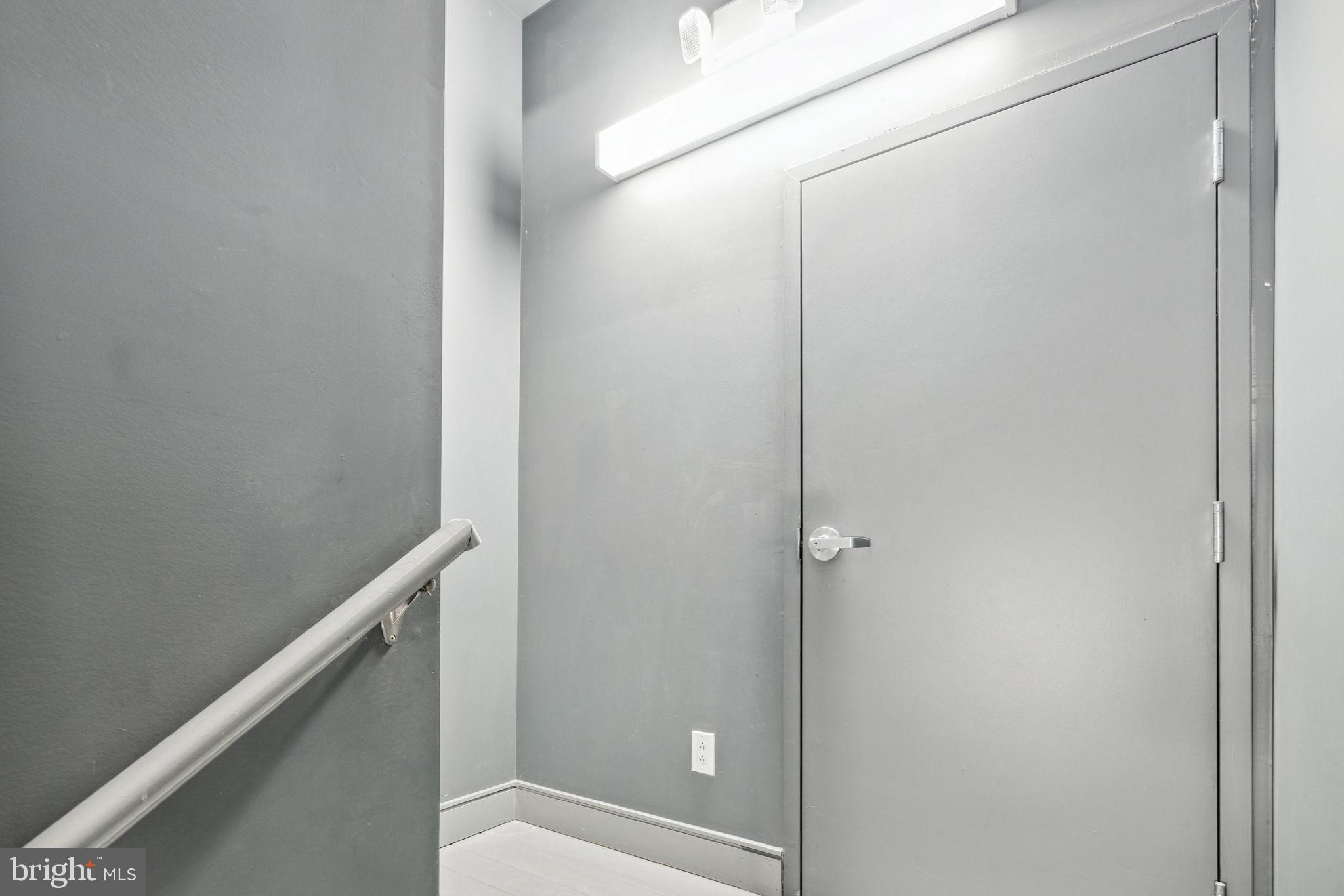 233 CHESTNUT STREET 4