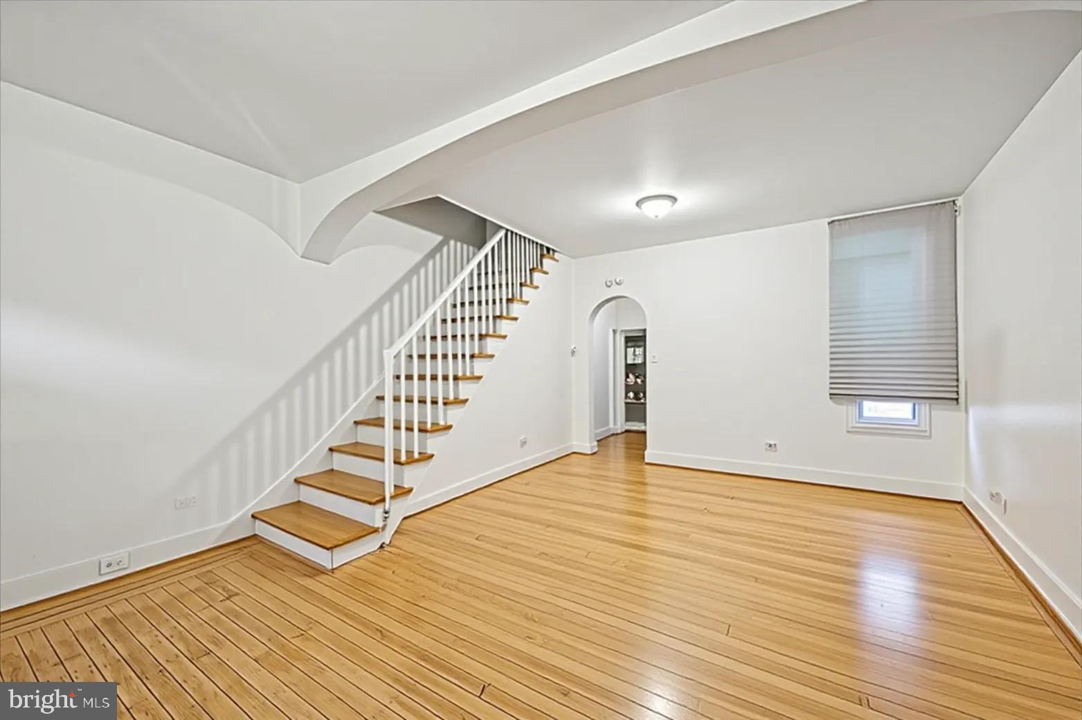 3833 PENNSGROVE STREET