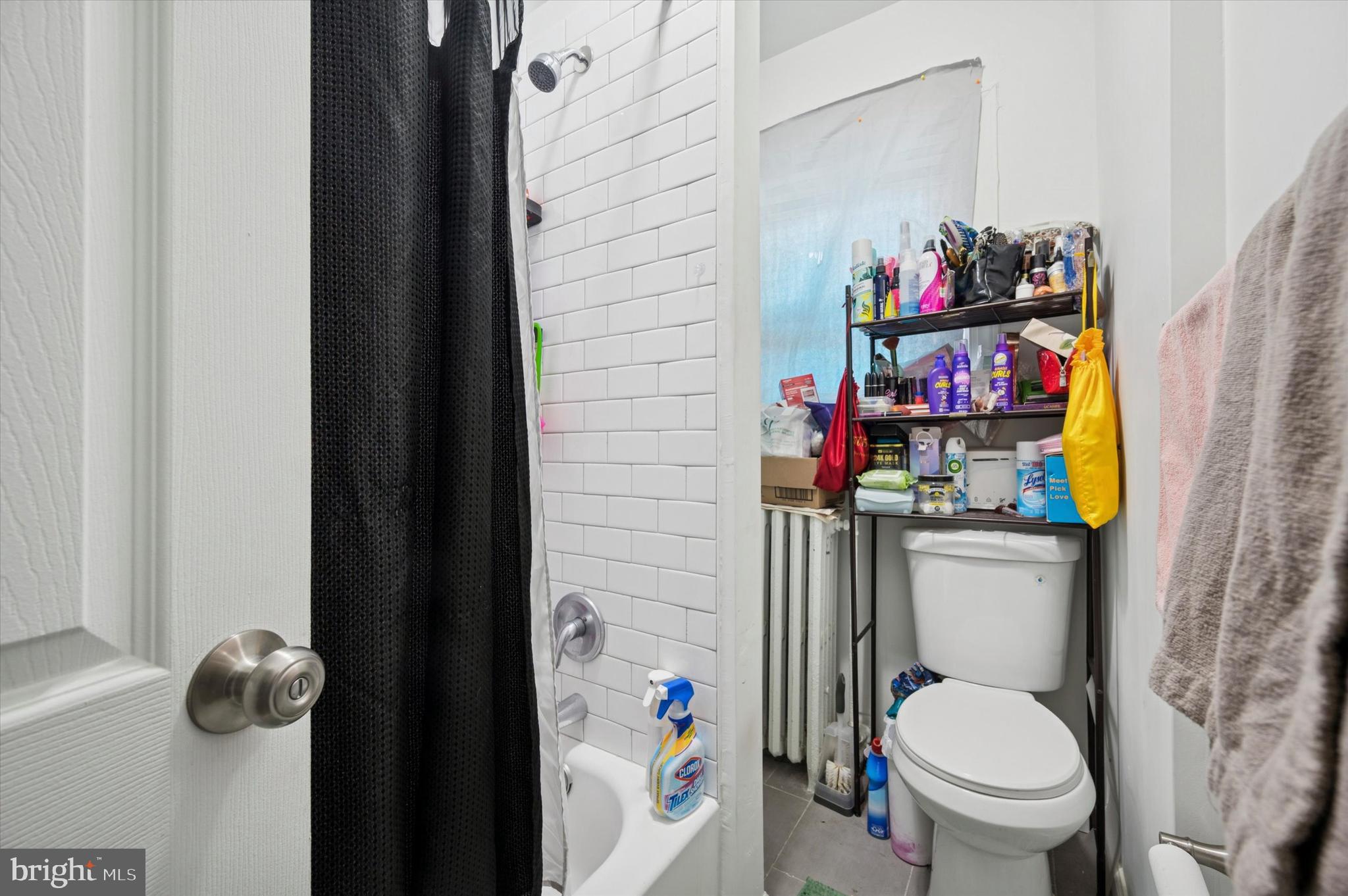 3833 PENNSGROVE STREET