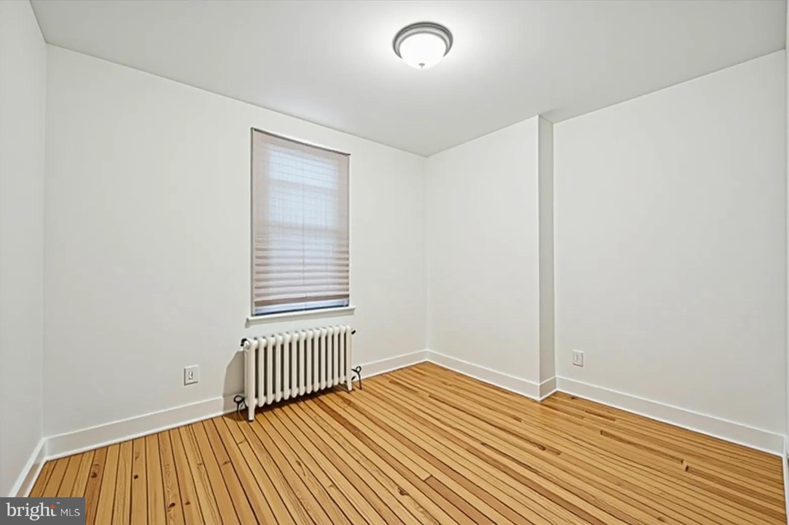 3833 PENNSGROVE STREET