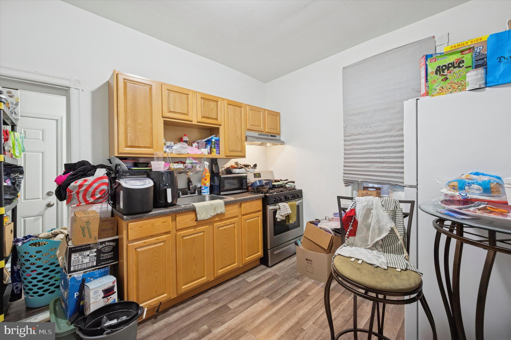 3833 PENNSGROVE STREET