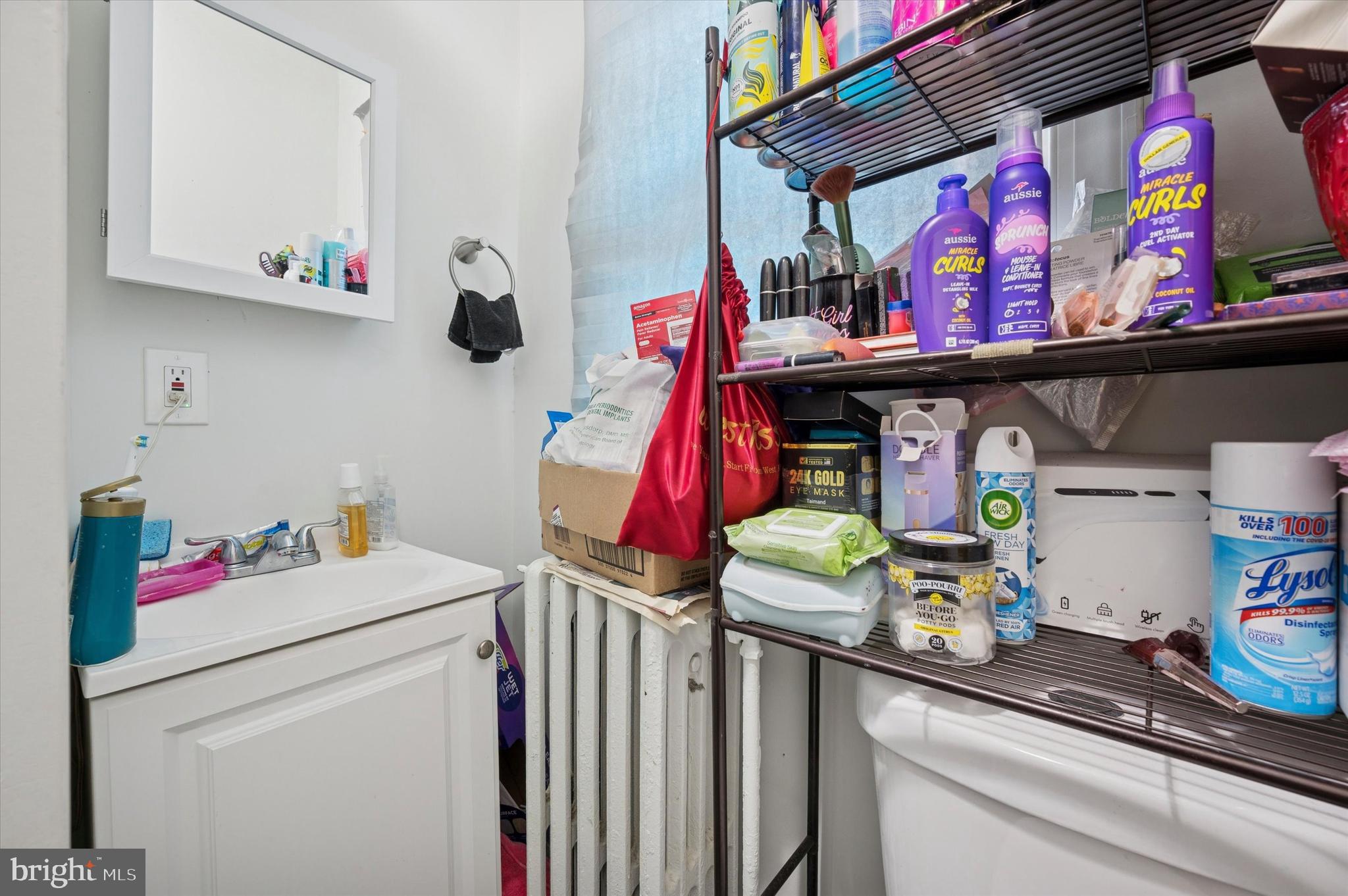 3833 PENNSGROVE STREET