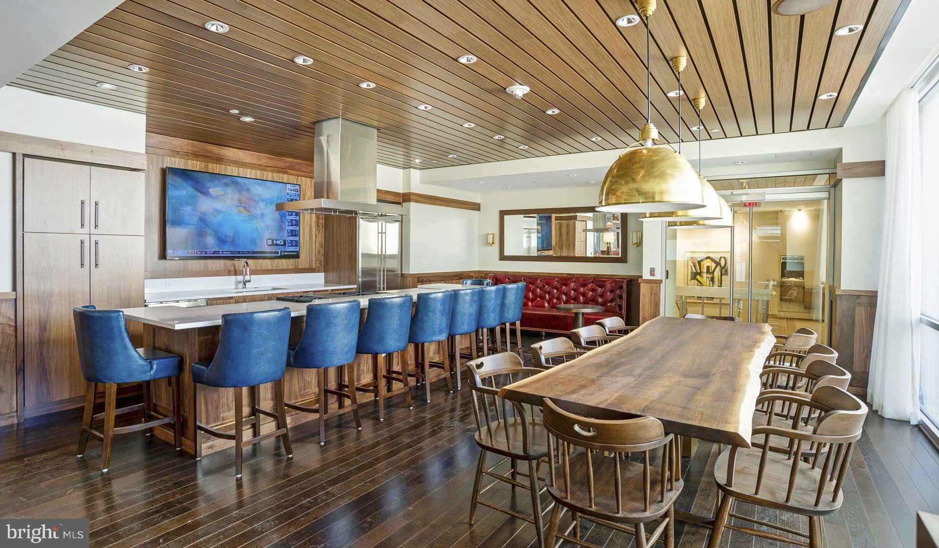 2200 BENJAMIN FRANKLIN PARKWAY 3B-S1105