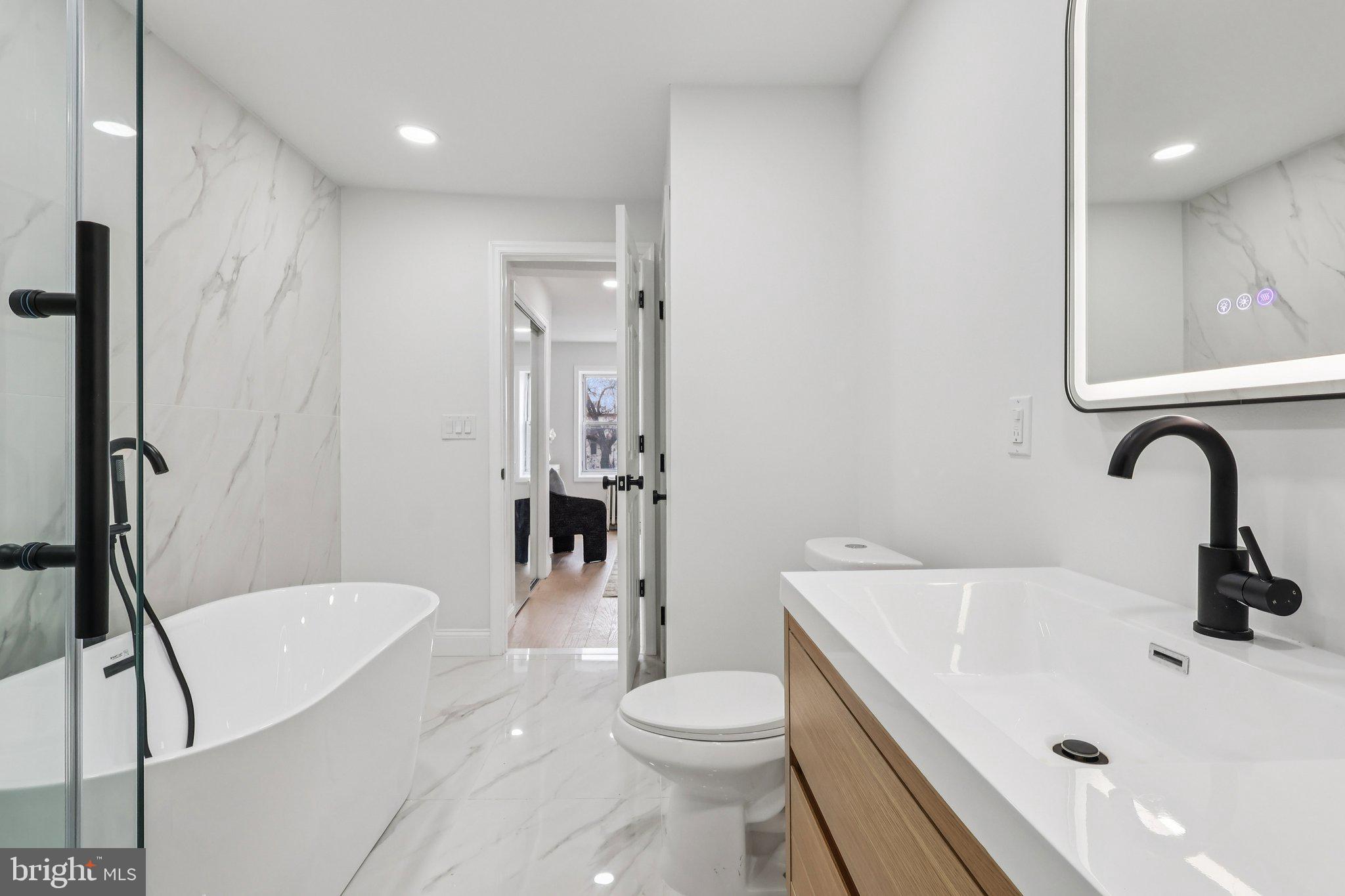 1302 N LAWRENCE STREET