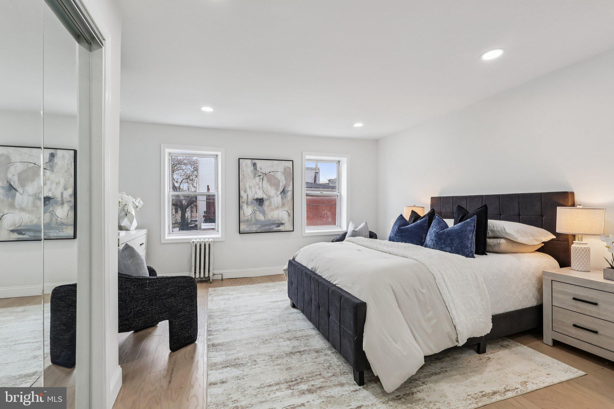 1302 N LAWRENCE STREET