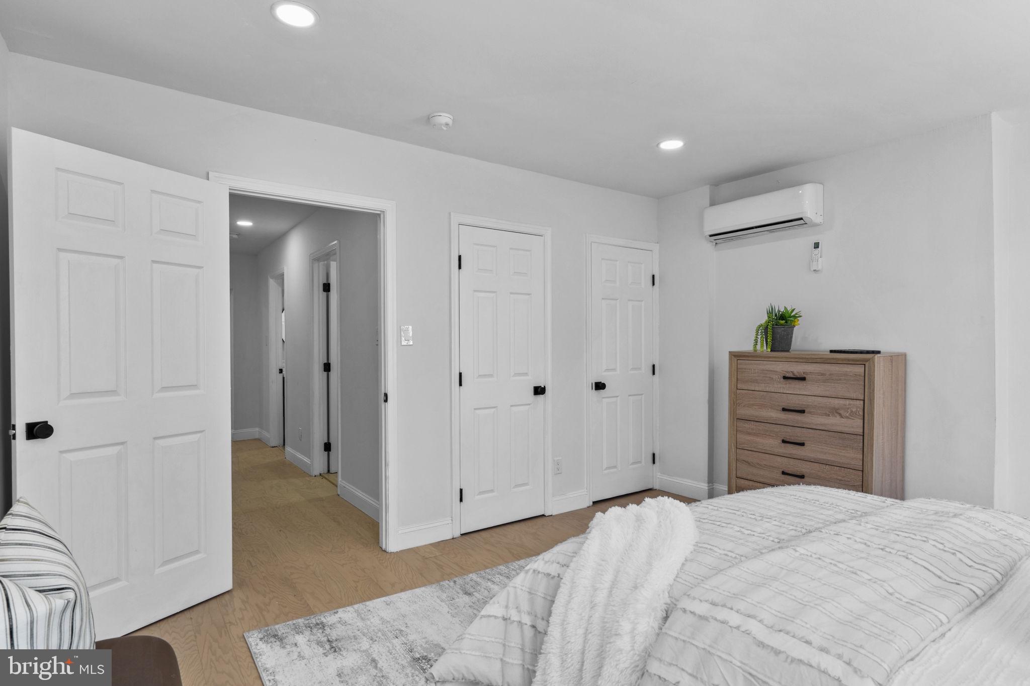 1302 N LAWRENCE STREET