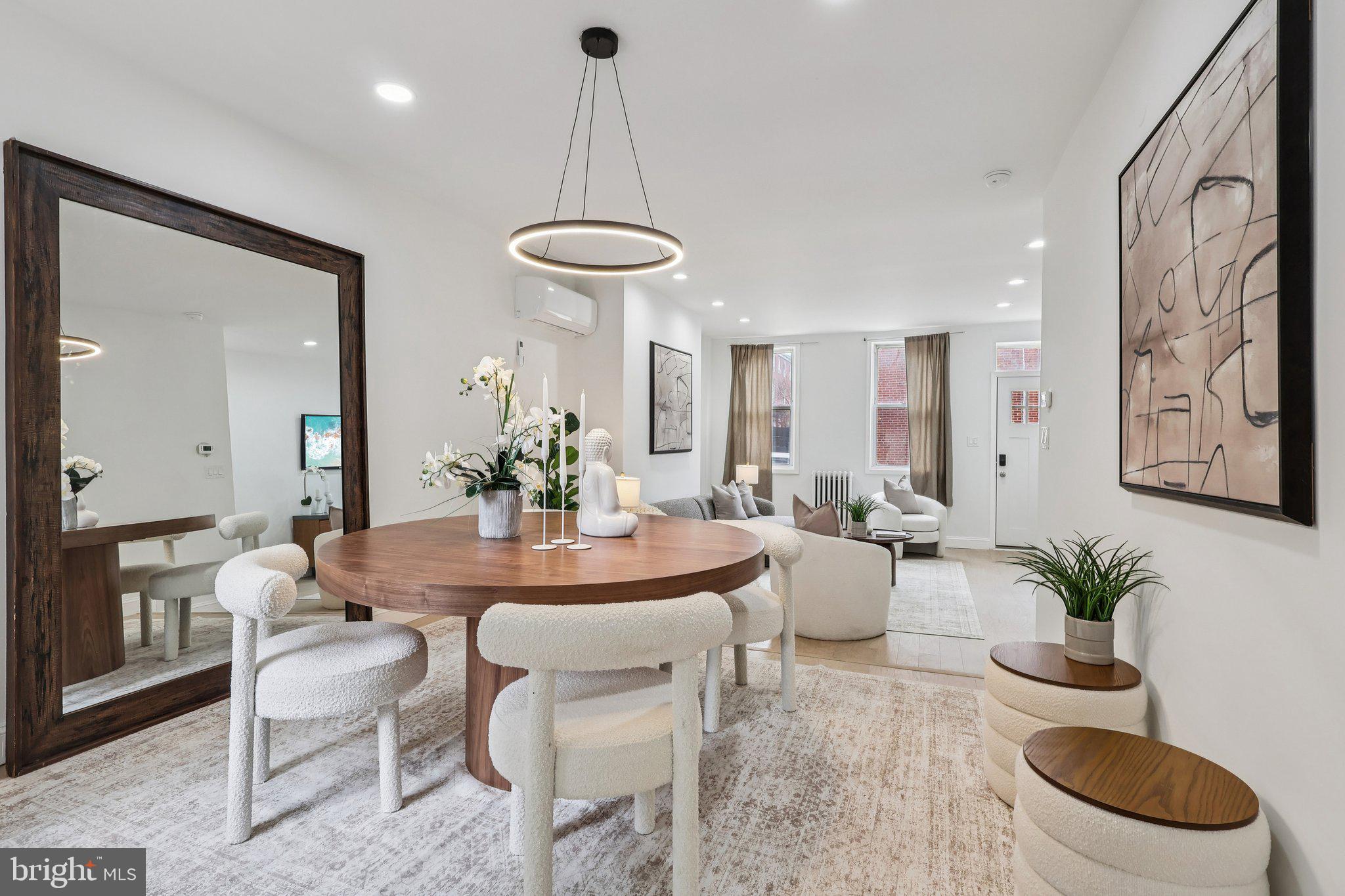 1302 N LAWRENCE STREET