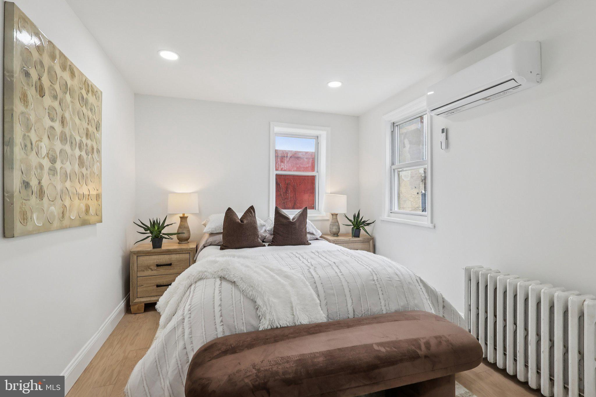 1302 N LAWRENCE STREET