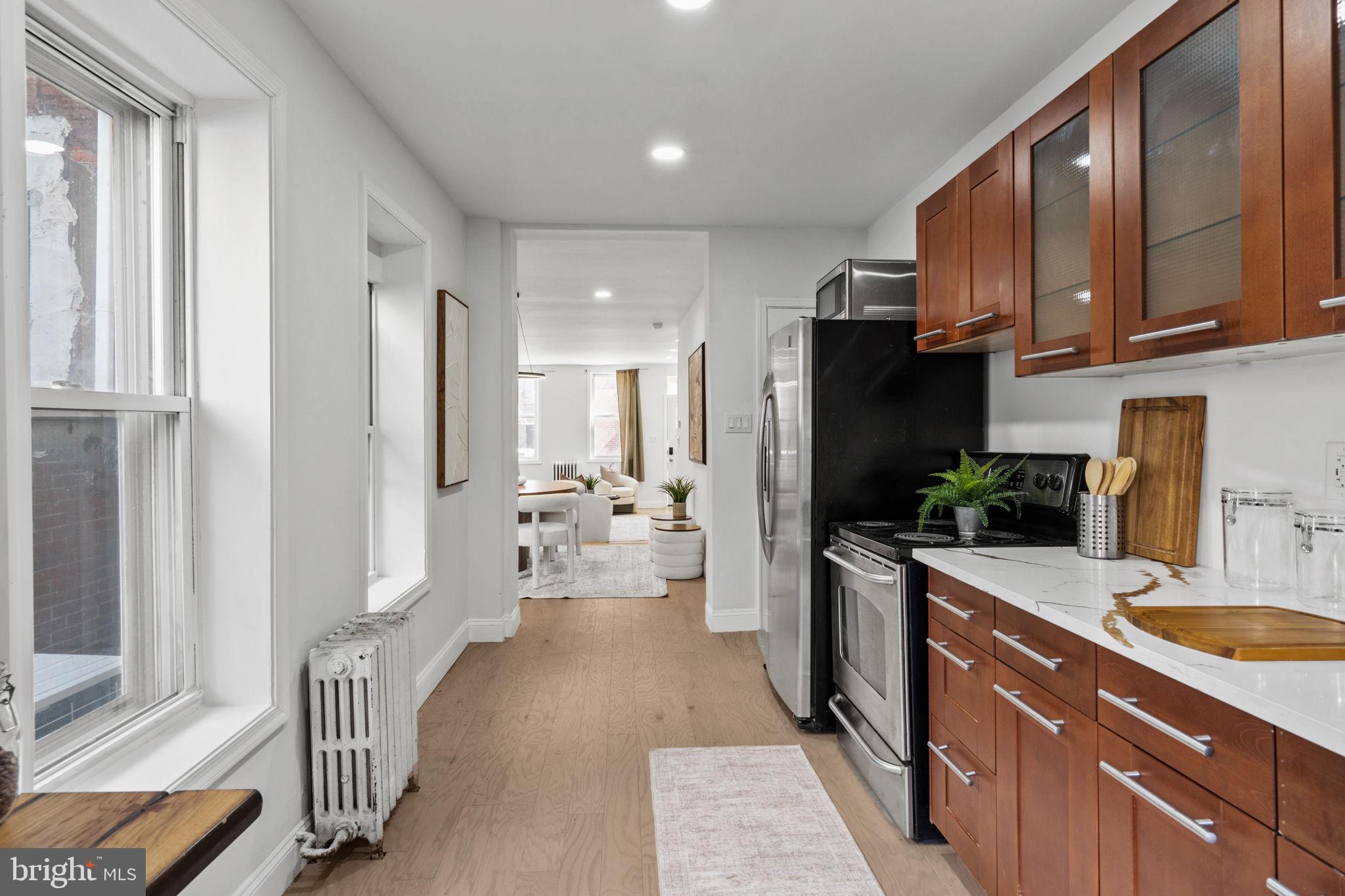 1302 N LAWRENCE STREET