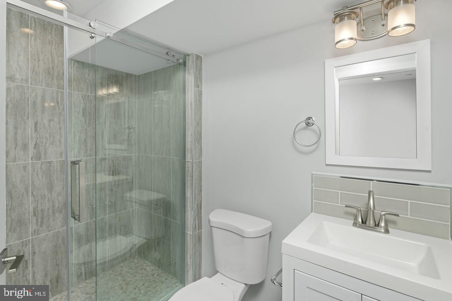 1302 N MARSHALL STREET