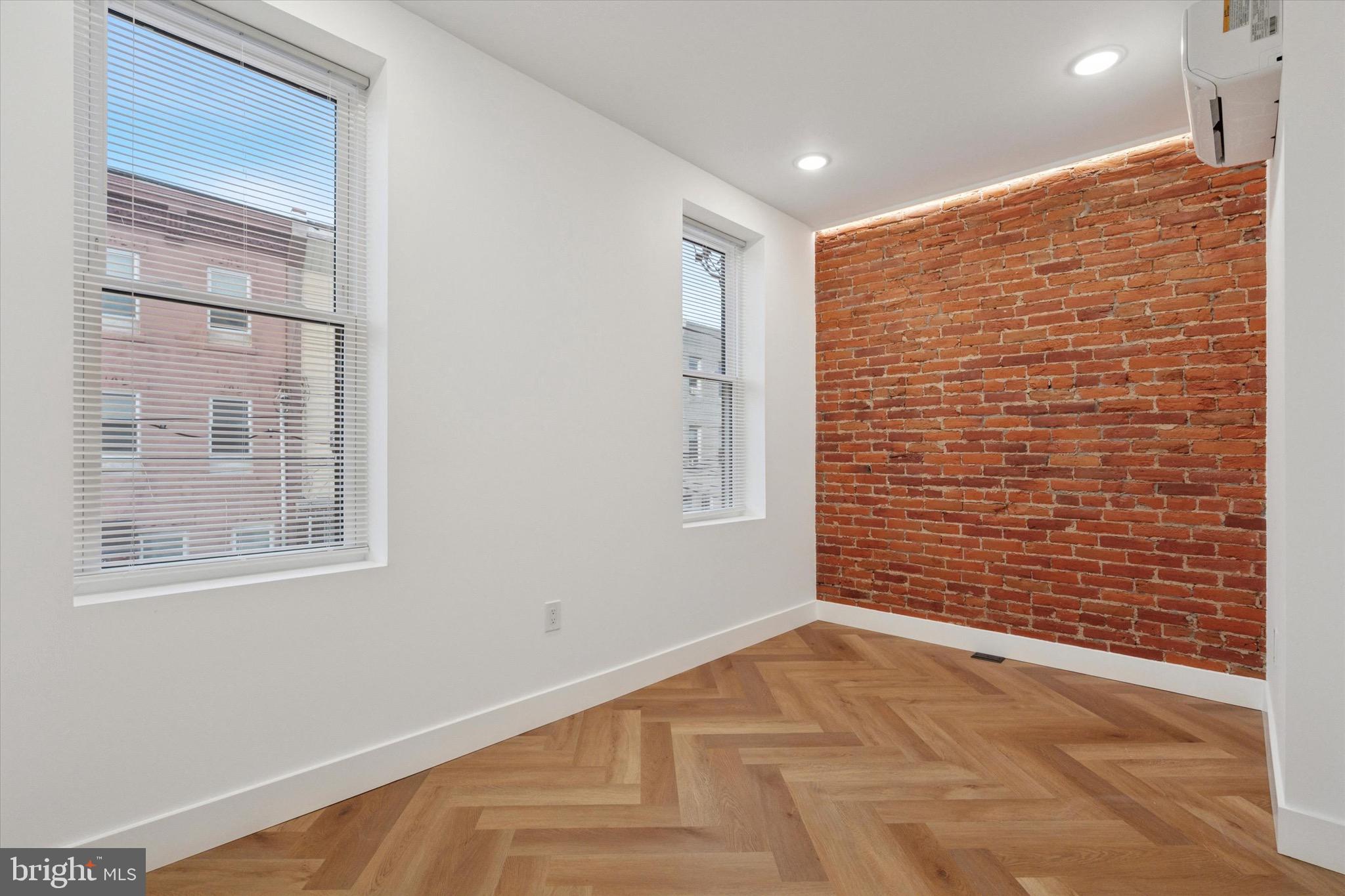 1438 TASKER STREET 2