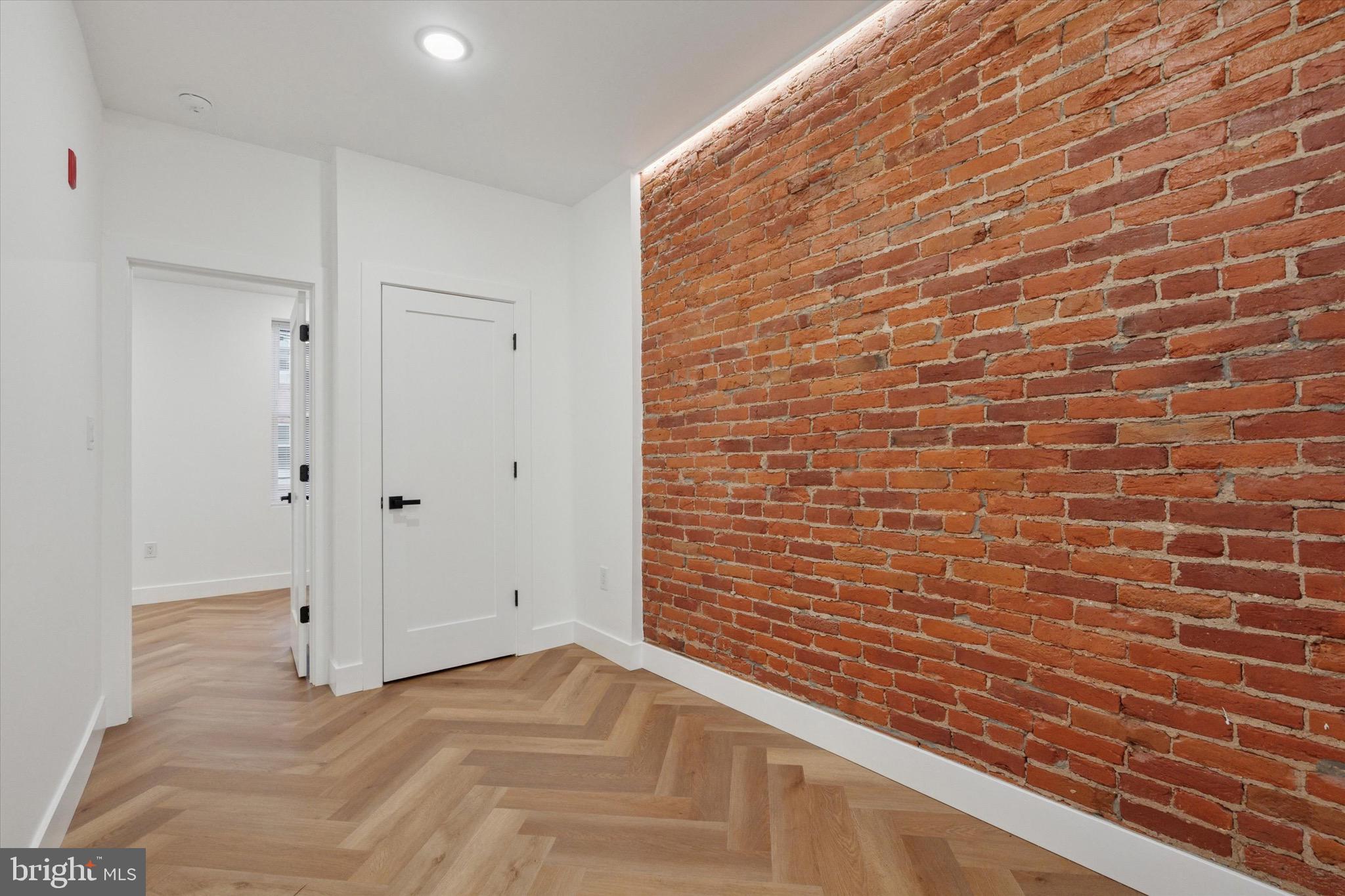 1438 TASKER STREET 2