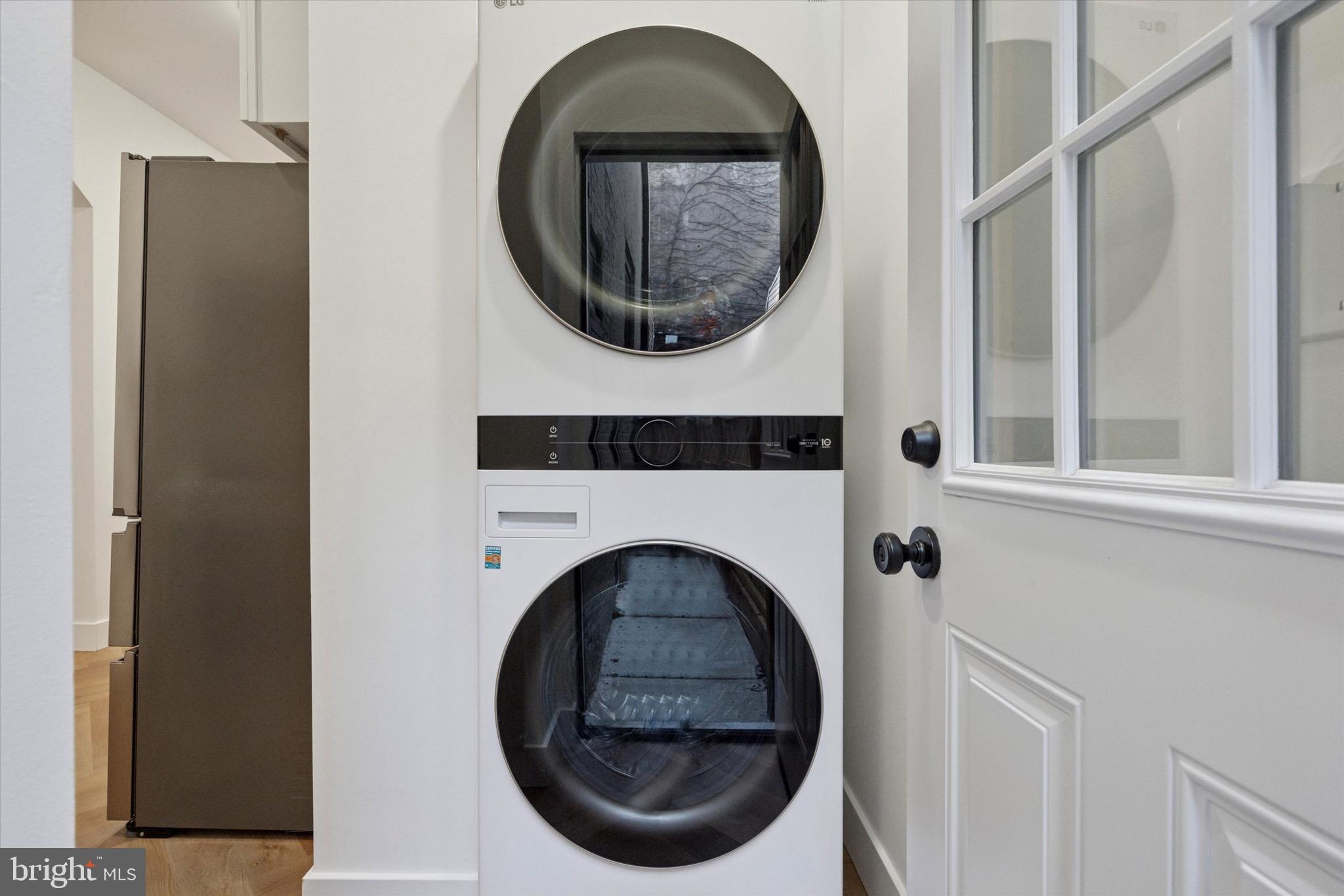 1438 TASKER STREET 1