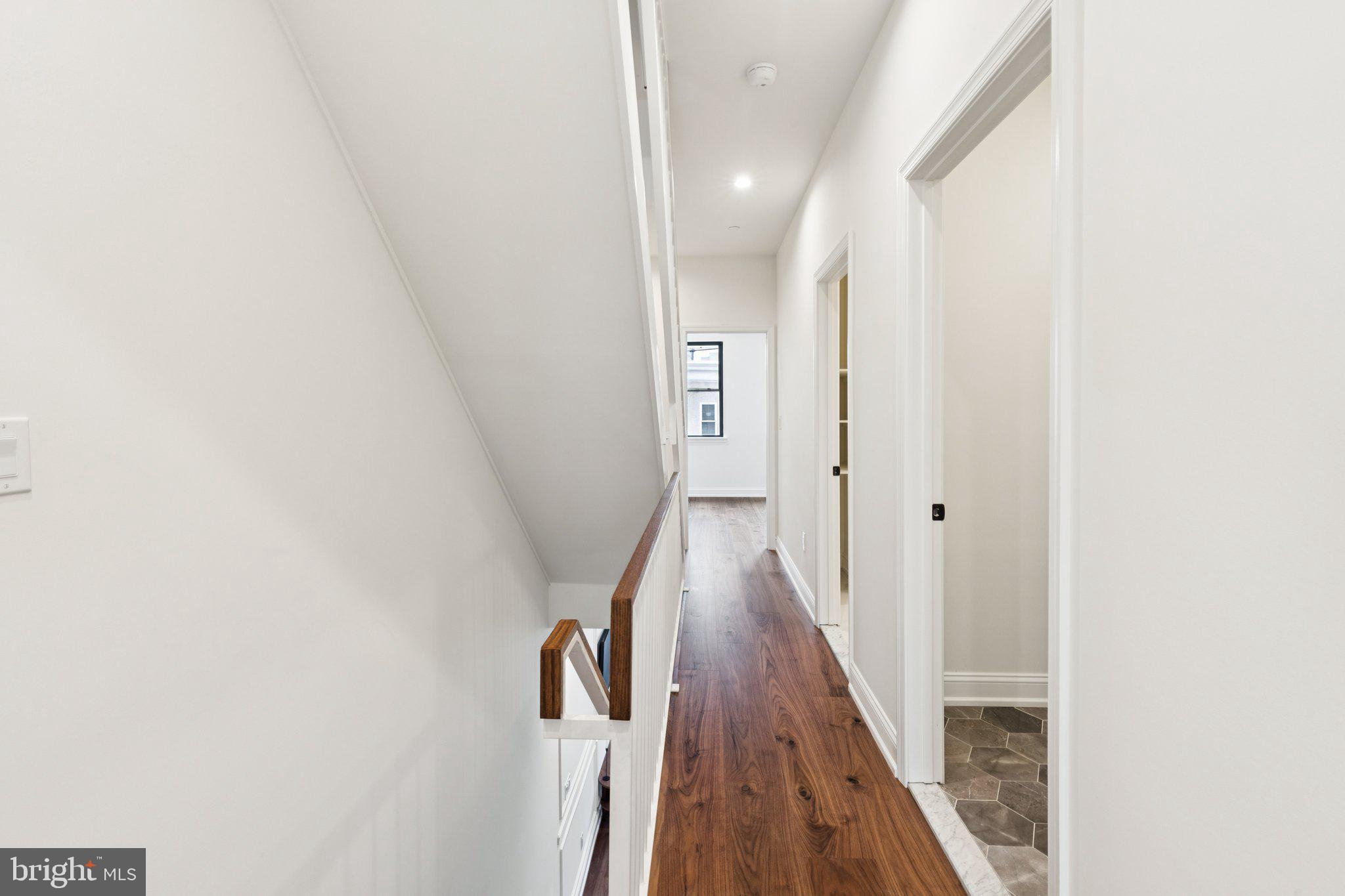 2316 DICKINSON STREET