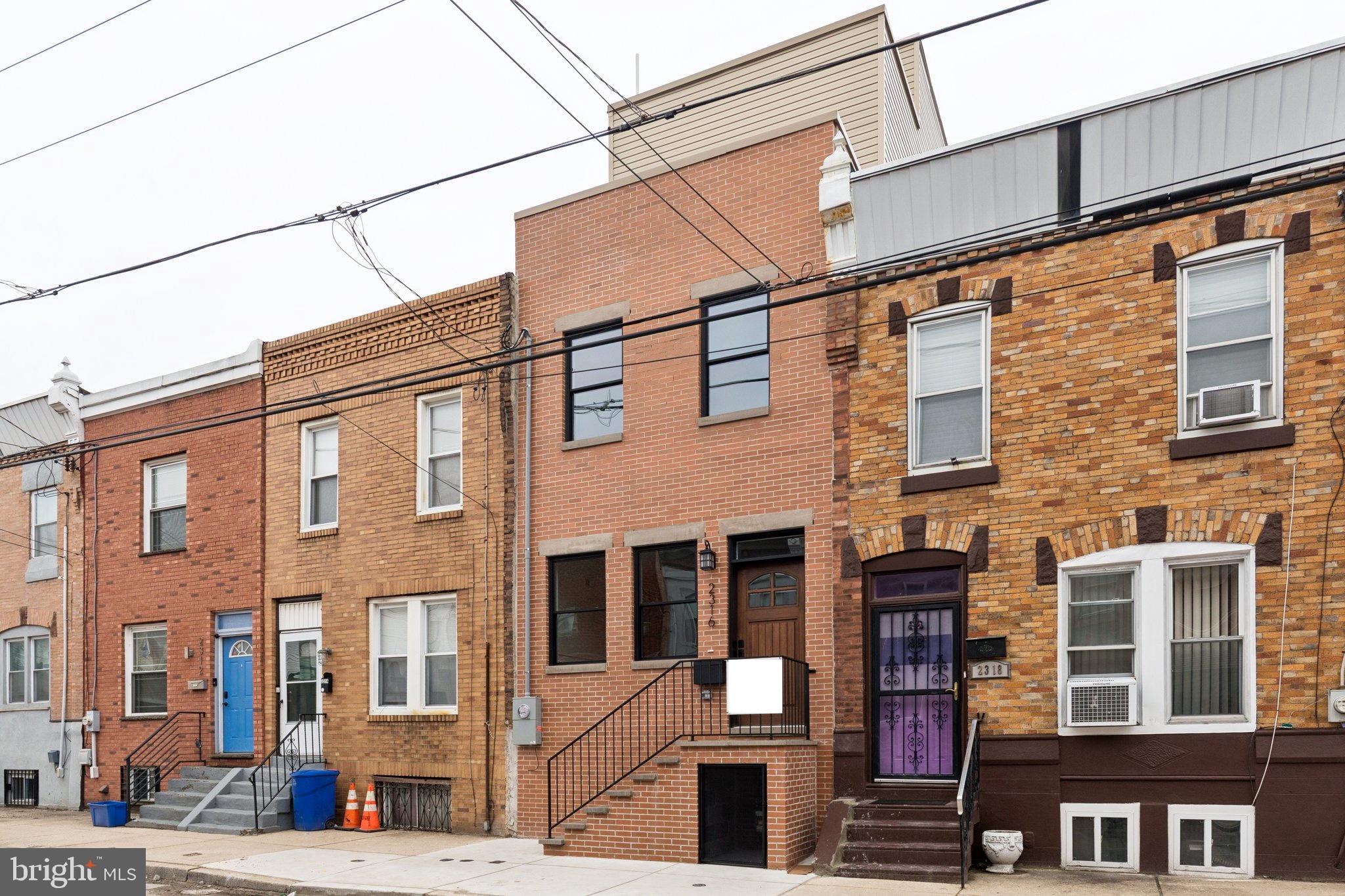 2316 DICKINSON STREET