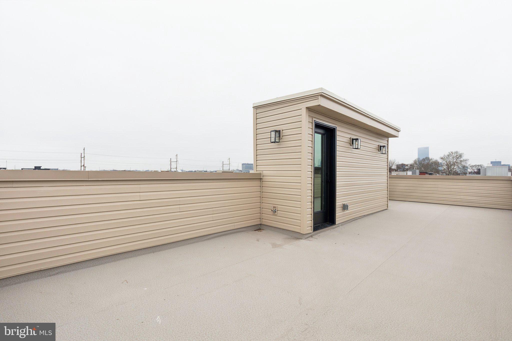 2316 DICKINSON STREET