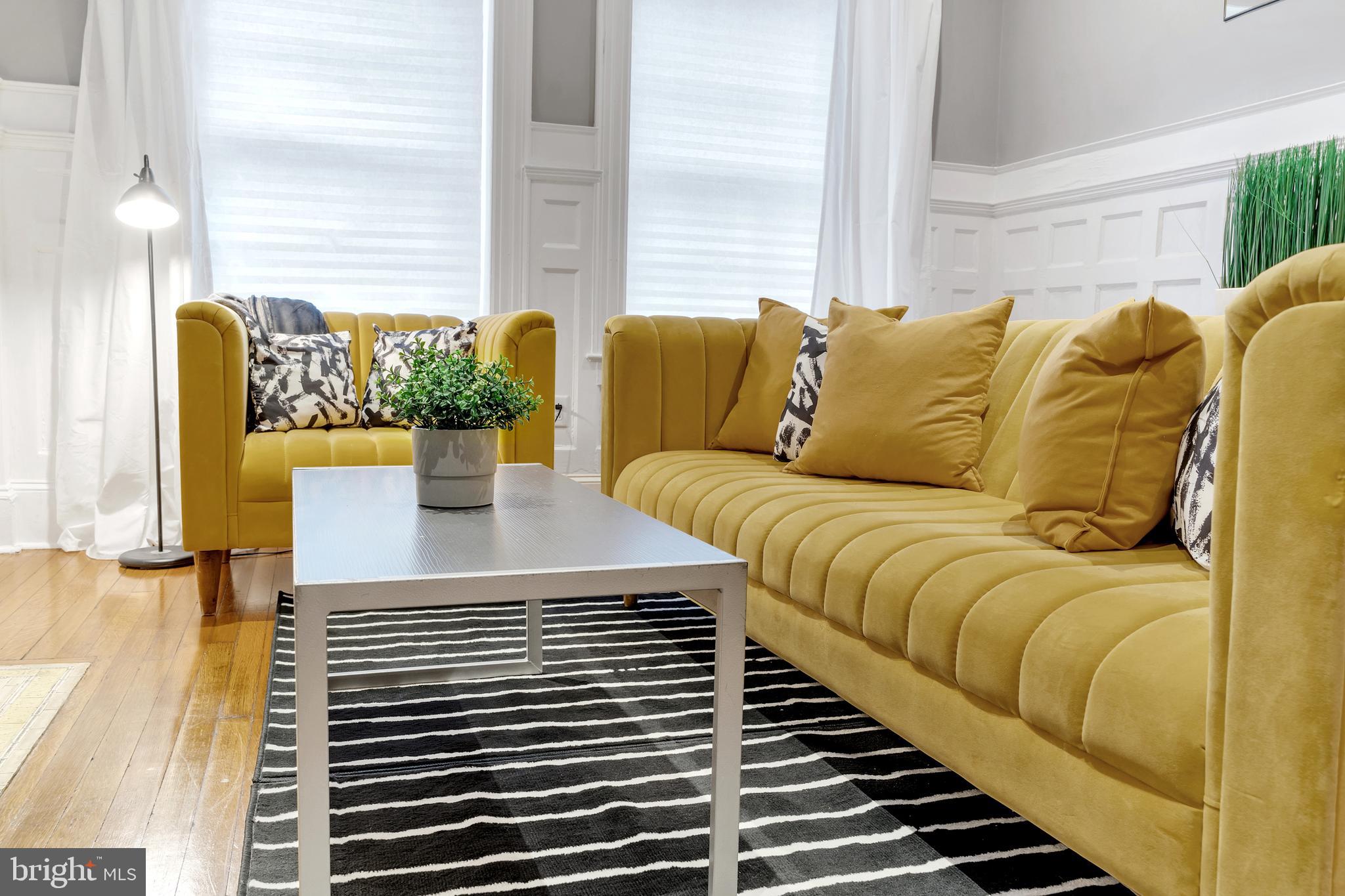 2134 LOCUST STREET 1F