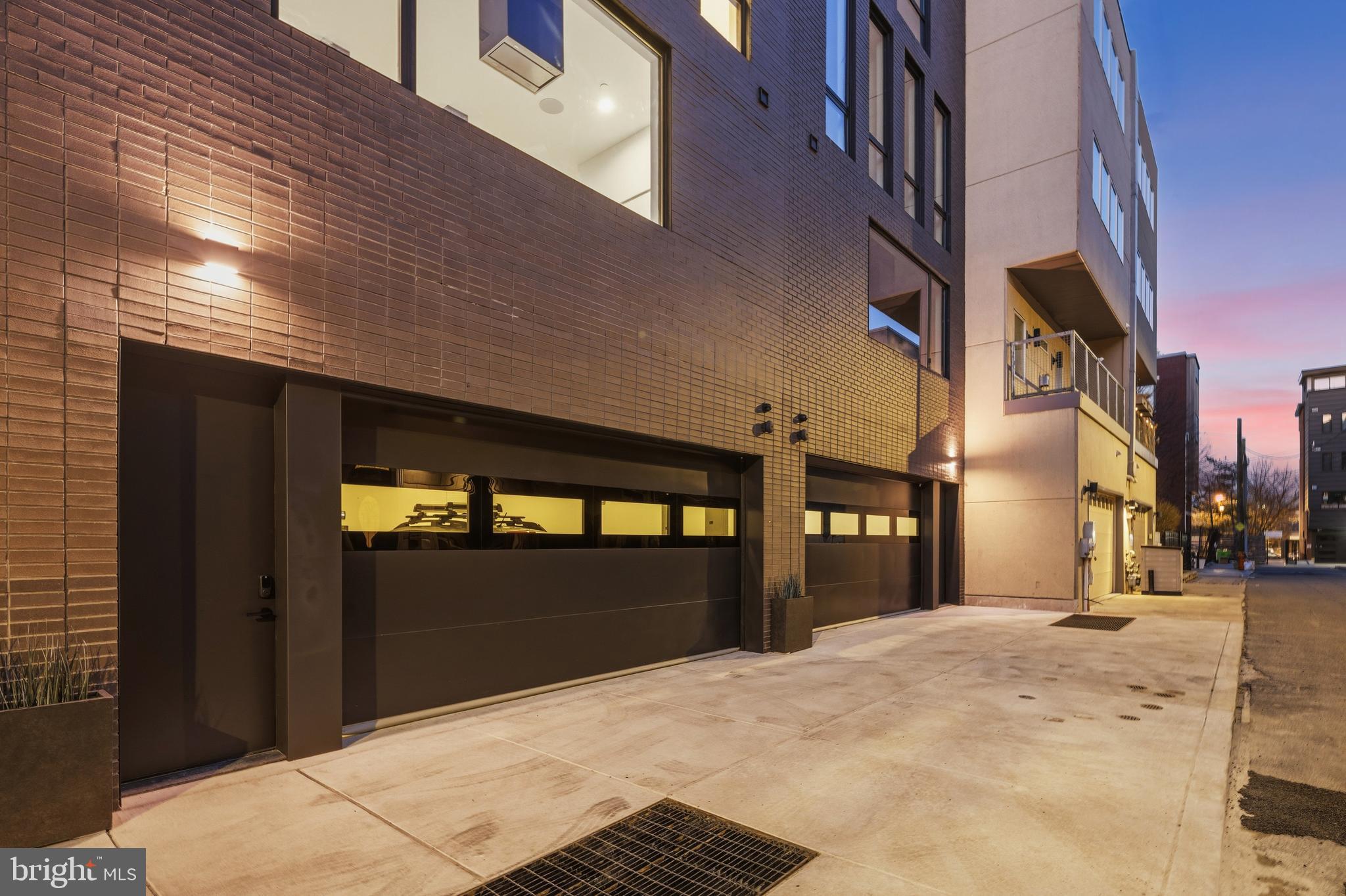 1430 KENILWORTH STREET