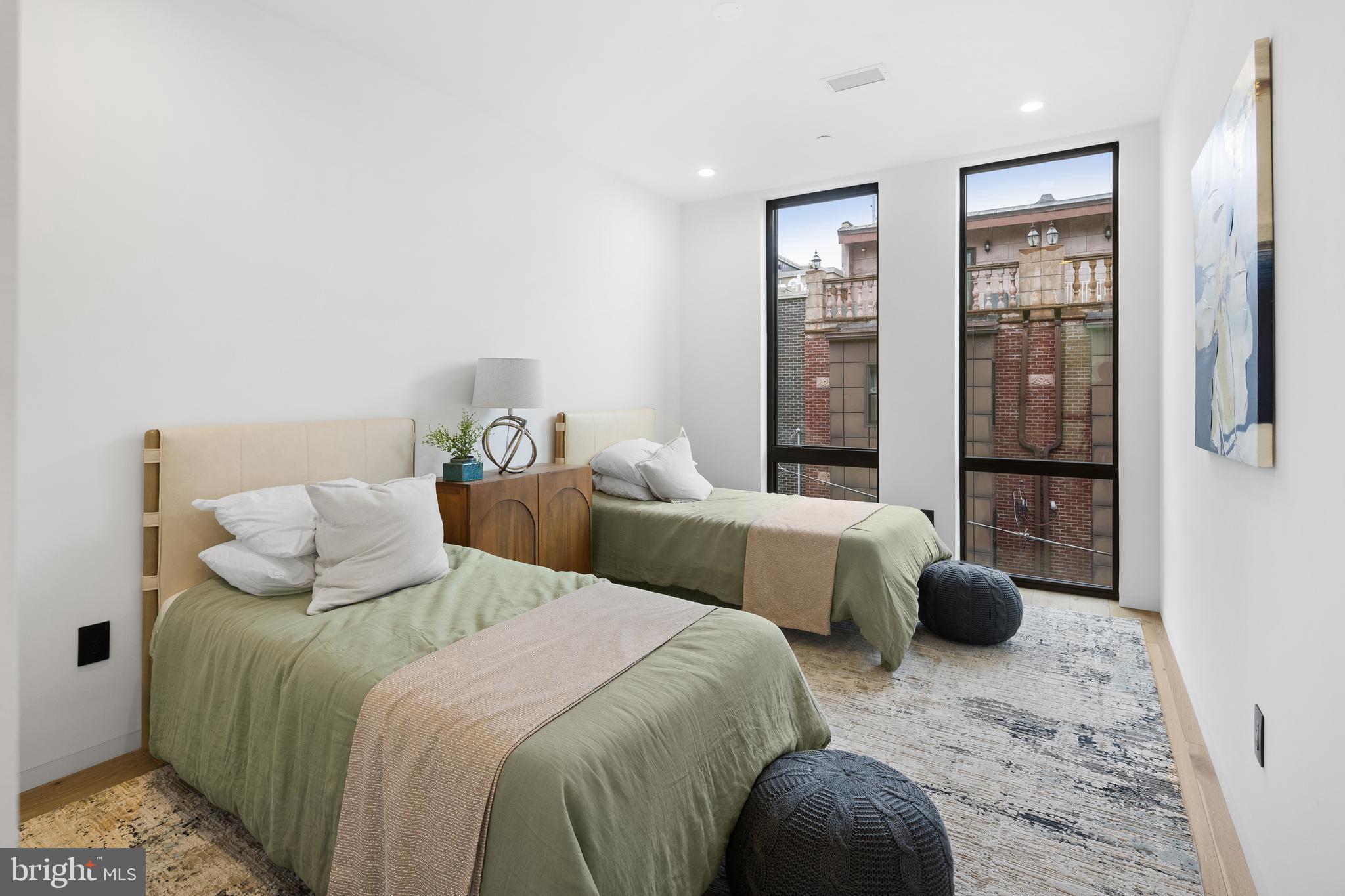 1430 KENILWORTH STREET