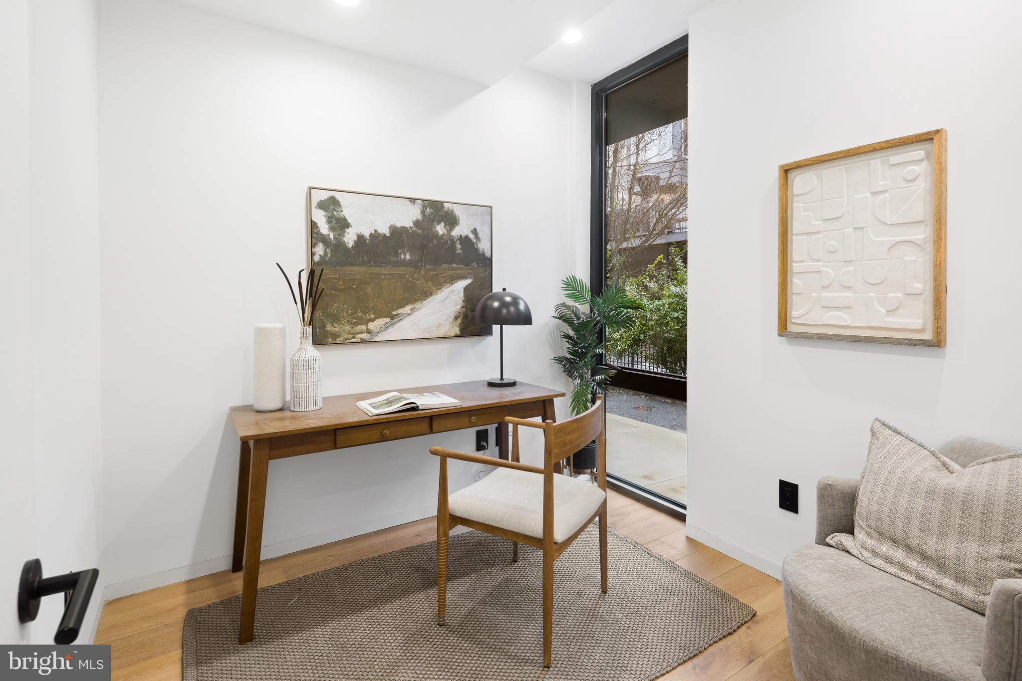 1430 KENILWORTH STREET