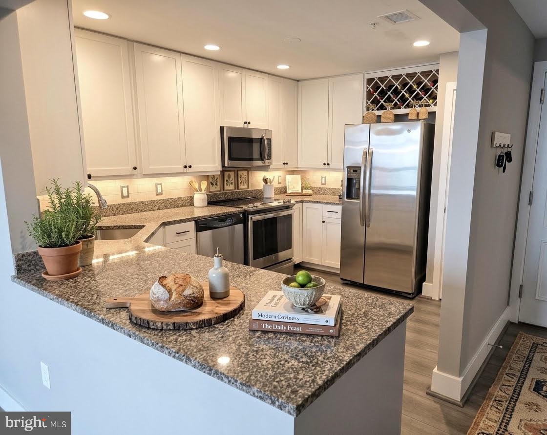 717 S CHRIS COLUMBUS BOULEVARD 00 1104