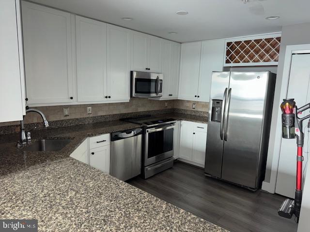 717 S CHRIS COLUMBUS BOULEVARD 00 1104