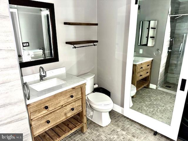 717 S CHRIS COLUMBUS BOULEVARD 00 1104