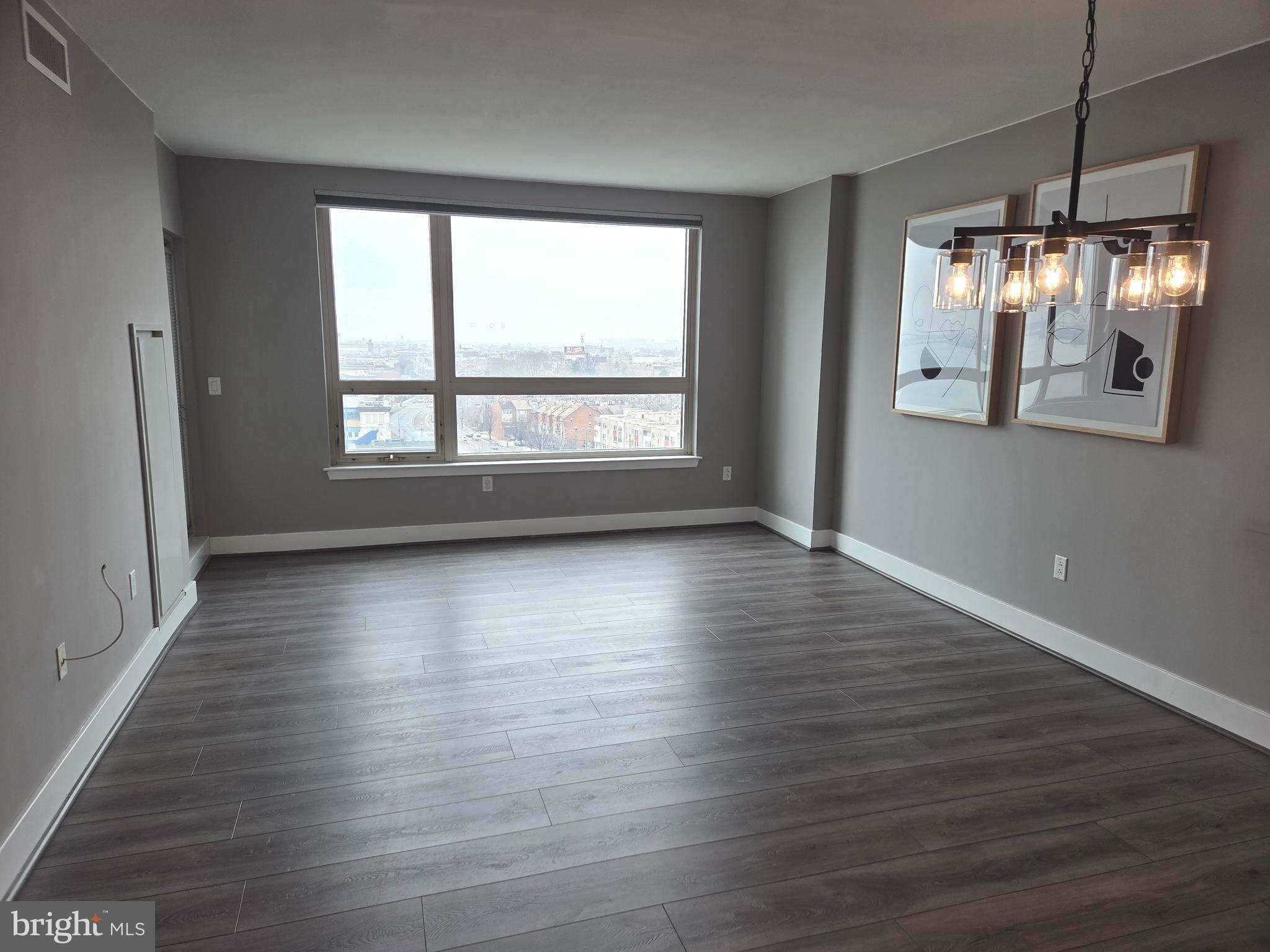 717 S CHRIS COLUMBUS BOULEVARD 00 1104