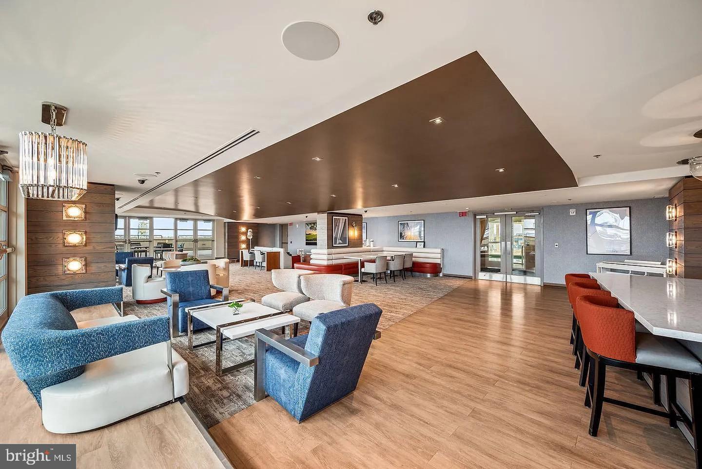 717 S CHRIS COLUMBUS BOULEVARD 00 1104