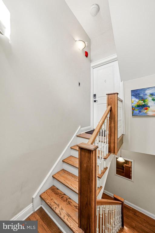 1906 PINE STREET 00 4