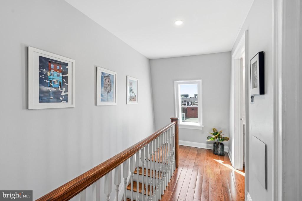 1906 PINE STREET 00 4