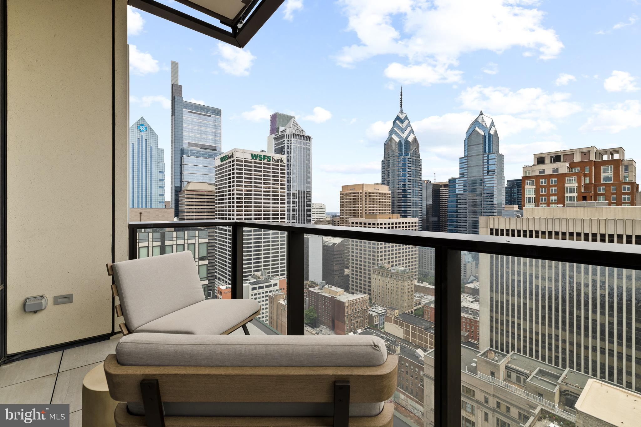 1911 WALNUT STREET 2804