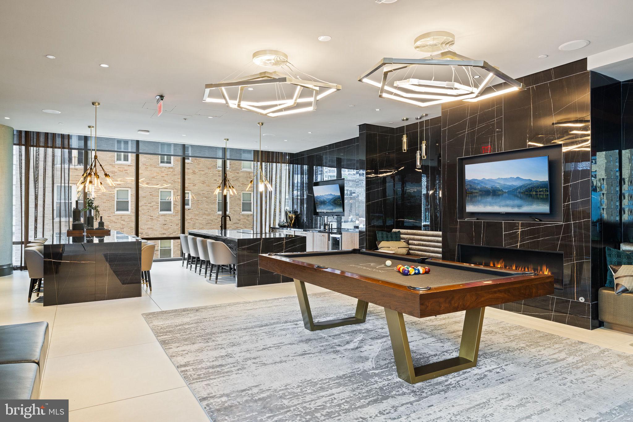 1911 WALNUT STREET 2804