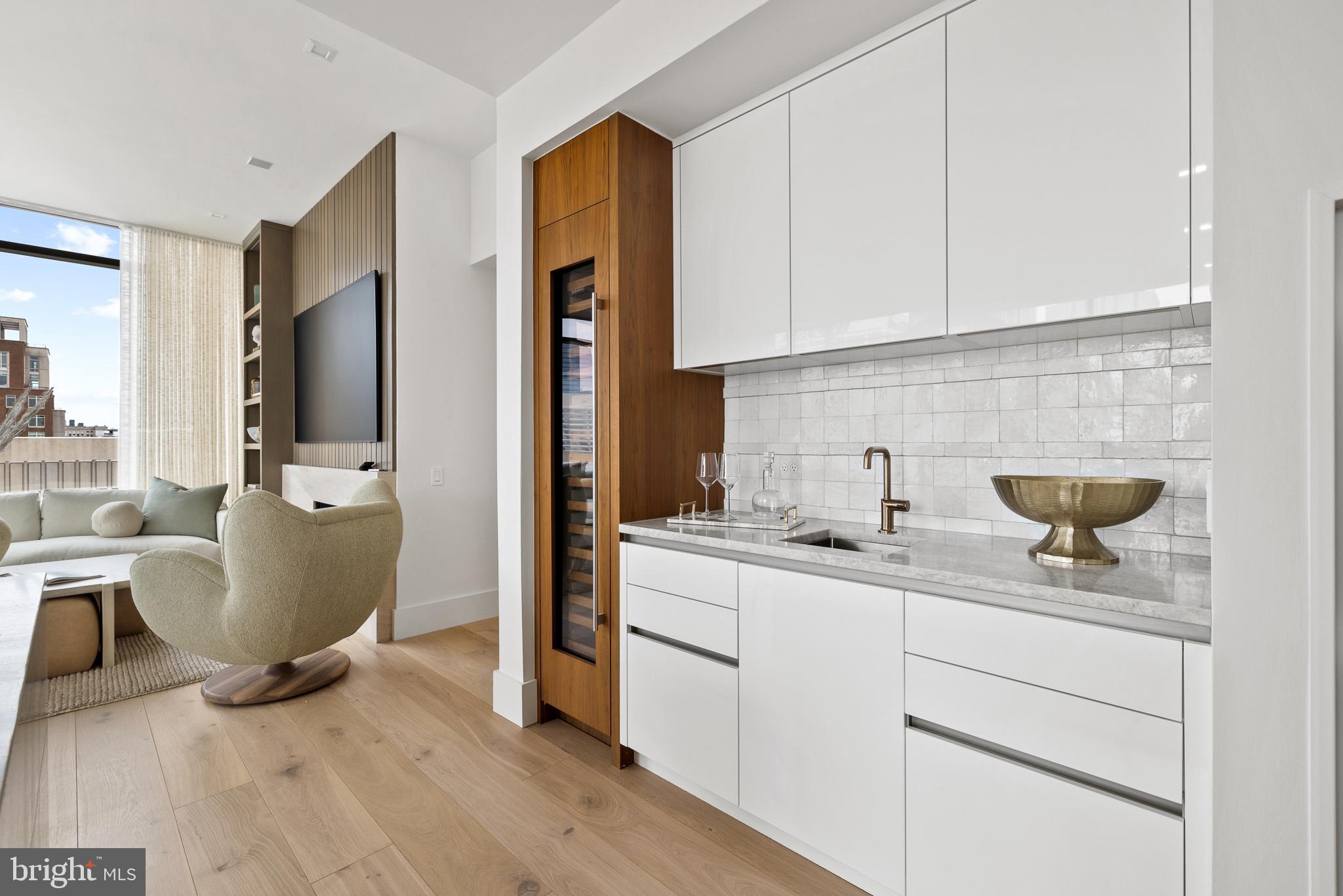 1911 WALNUT STREET 2804