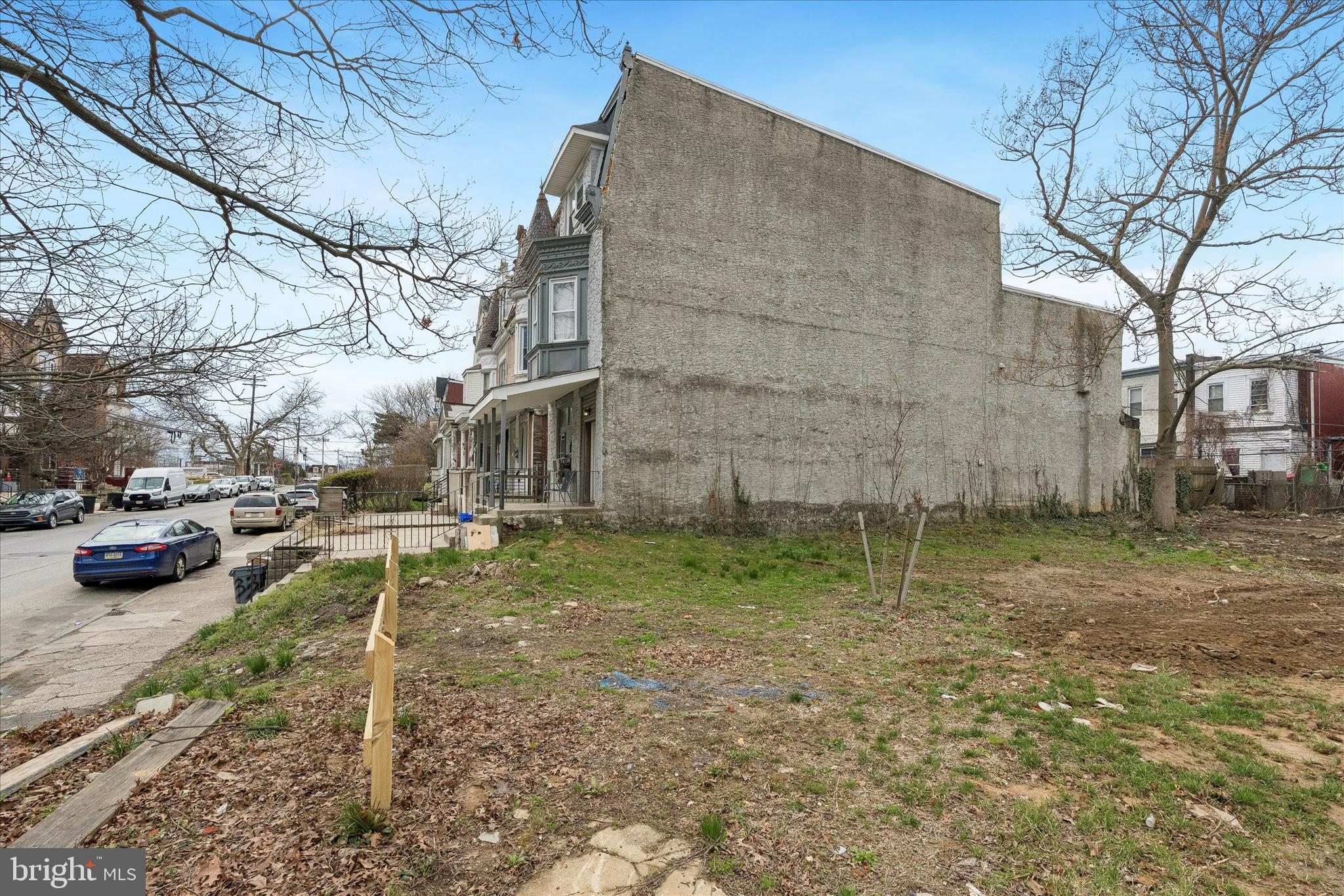 3328 N 17TH STREET