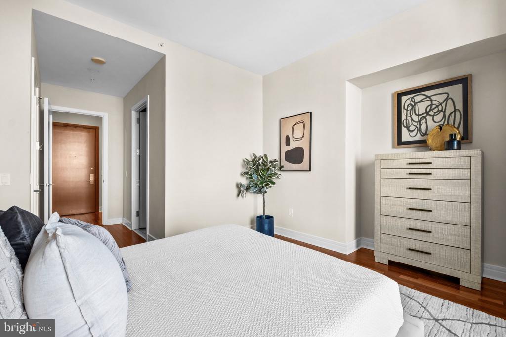 1414 S PENN SQUARE 30CDE