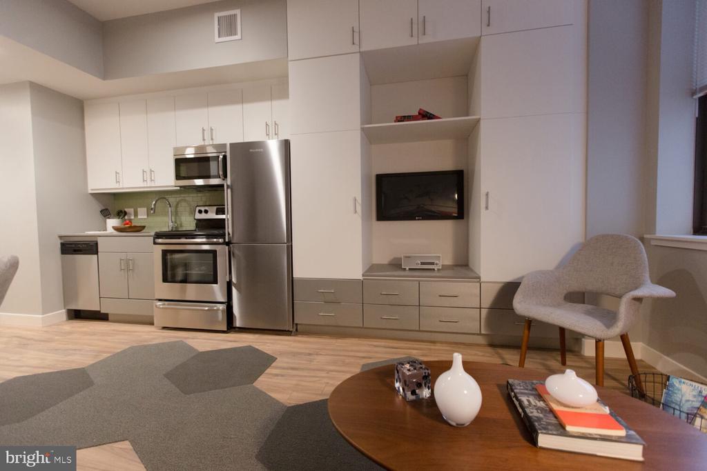 42 S 15TH STREET 2B-1208
