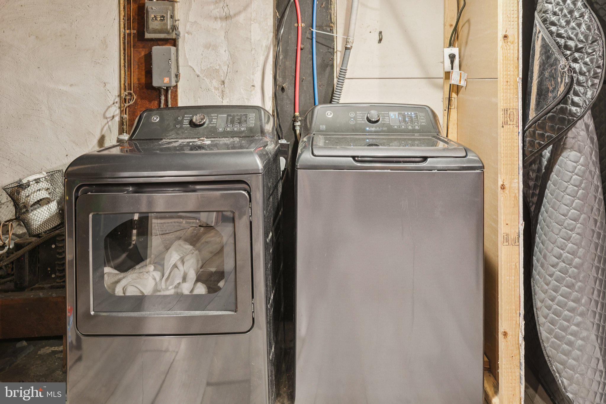 2638 E LEHIGH AVENUE