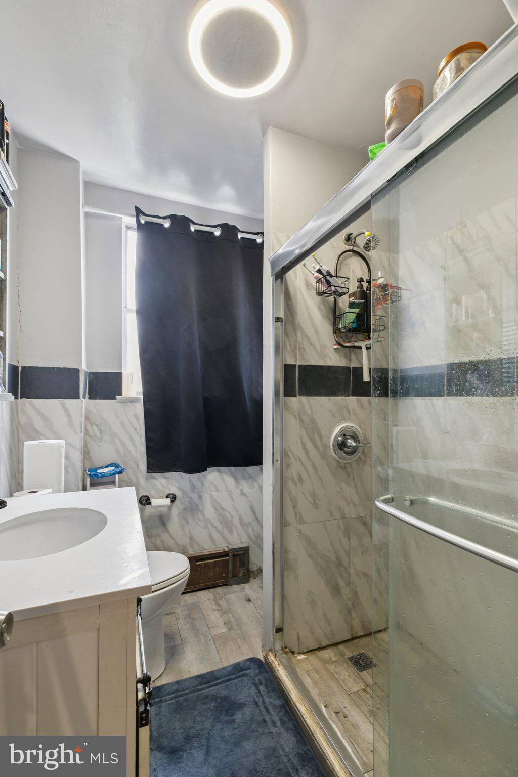 2638 E LEHIGH AVENUE