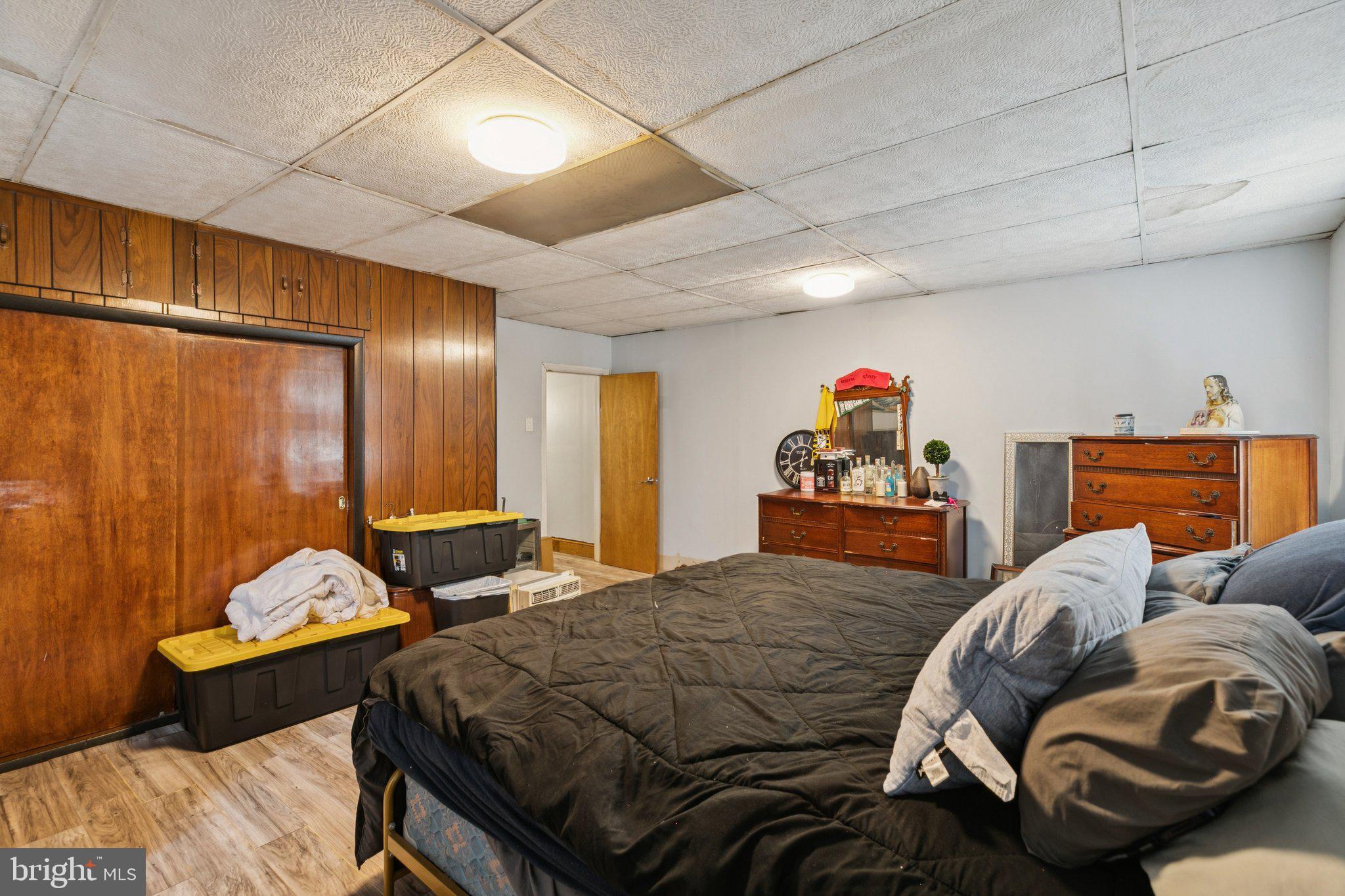 2638 E LEHIGH AVENUE