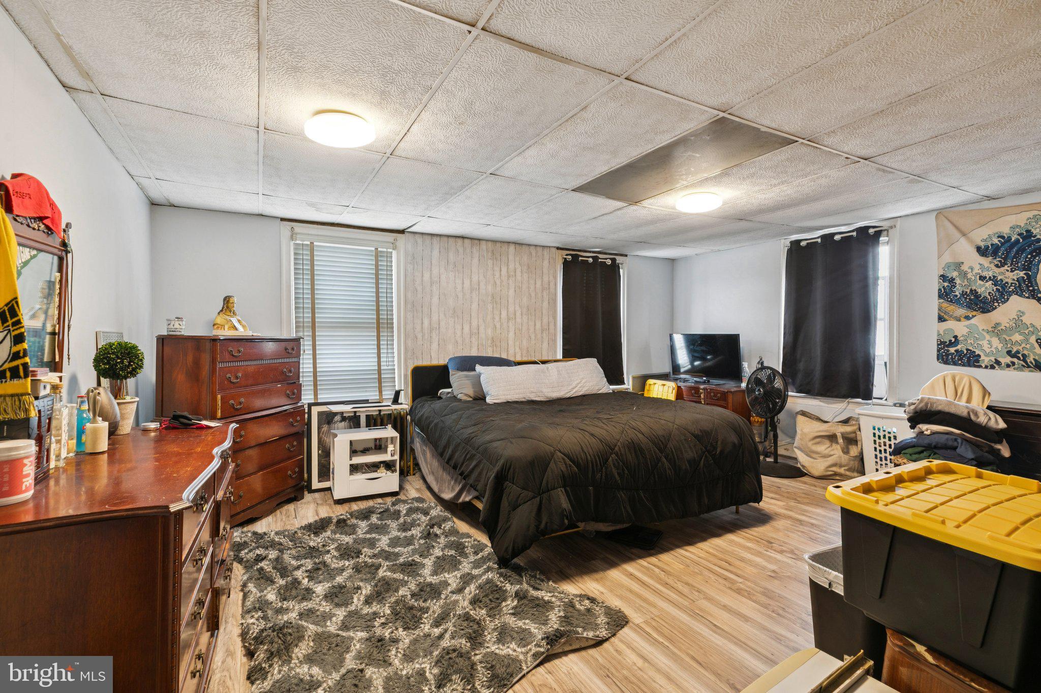 2638 E LEHIGH AVENUE