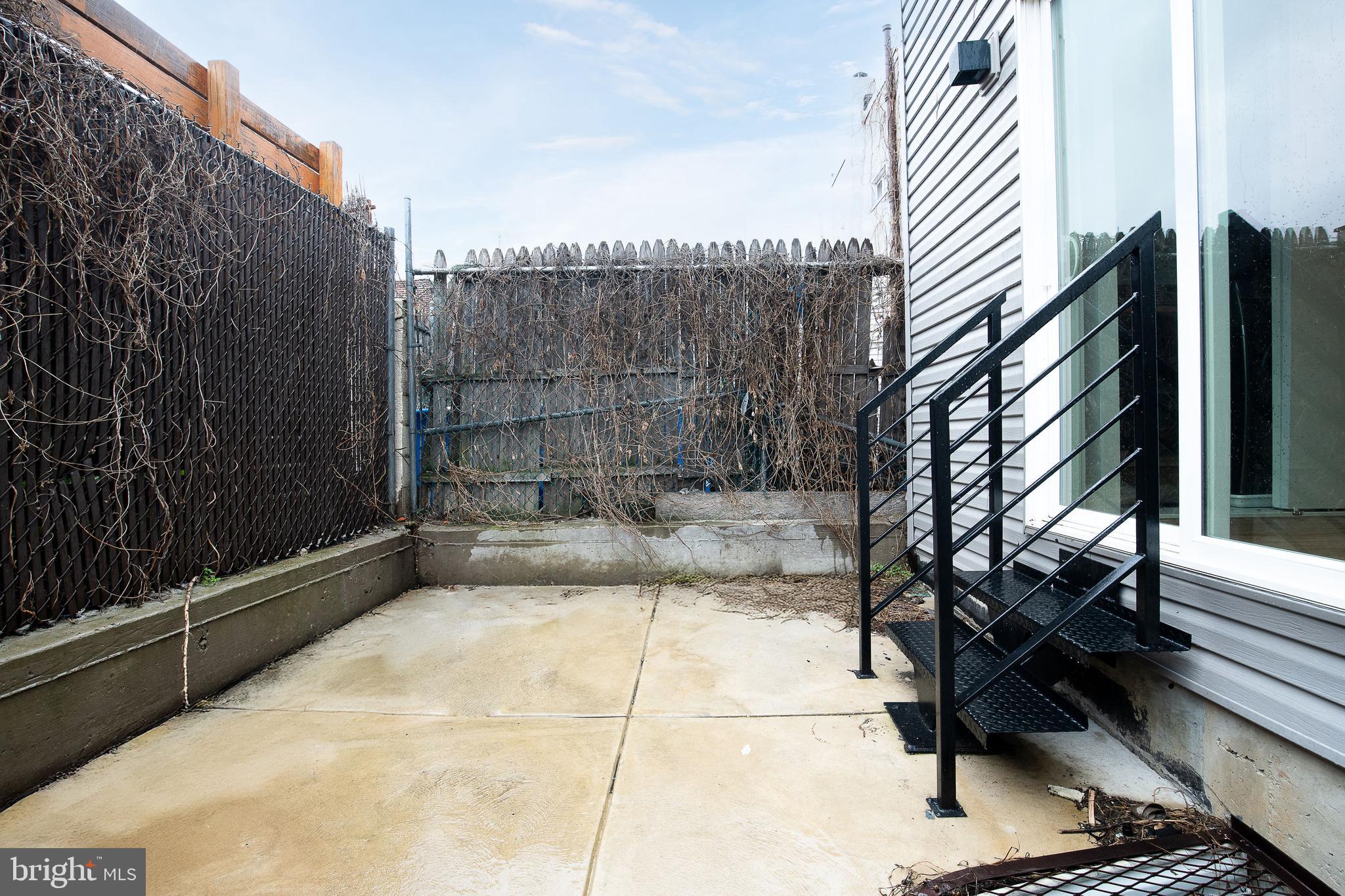 2821 LIVINGSTON STREET 1