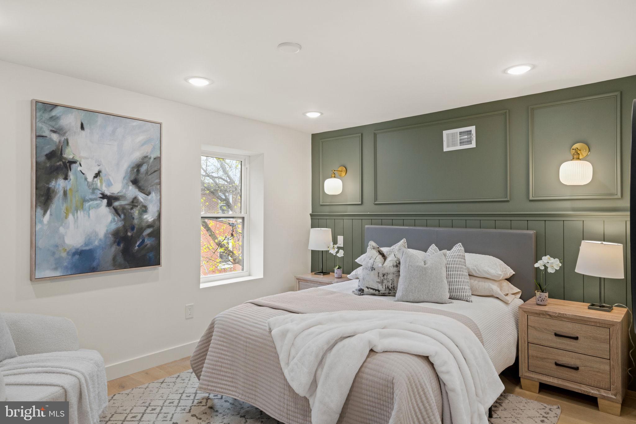 1530 N LAWRENCE STREET