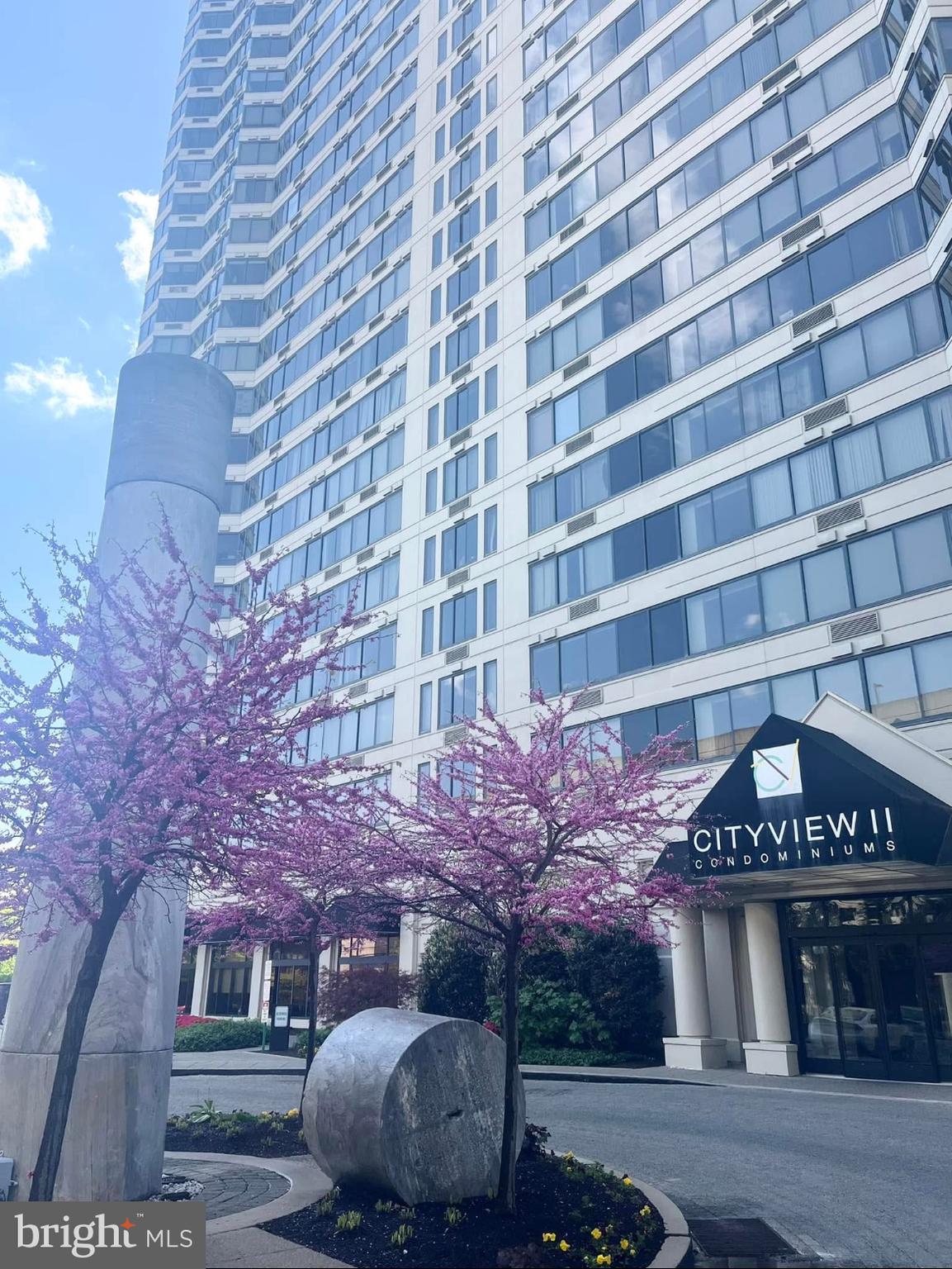 2001 HAMILTON STREET 429