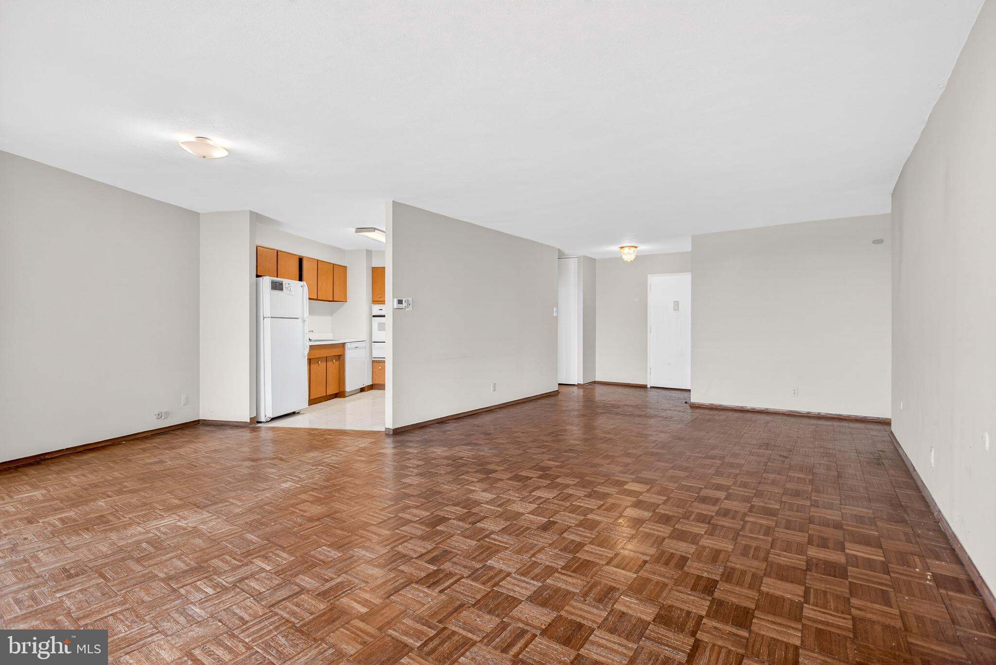 2401 PENNSYLVANIA AVENUE 00 10B22