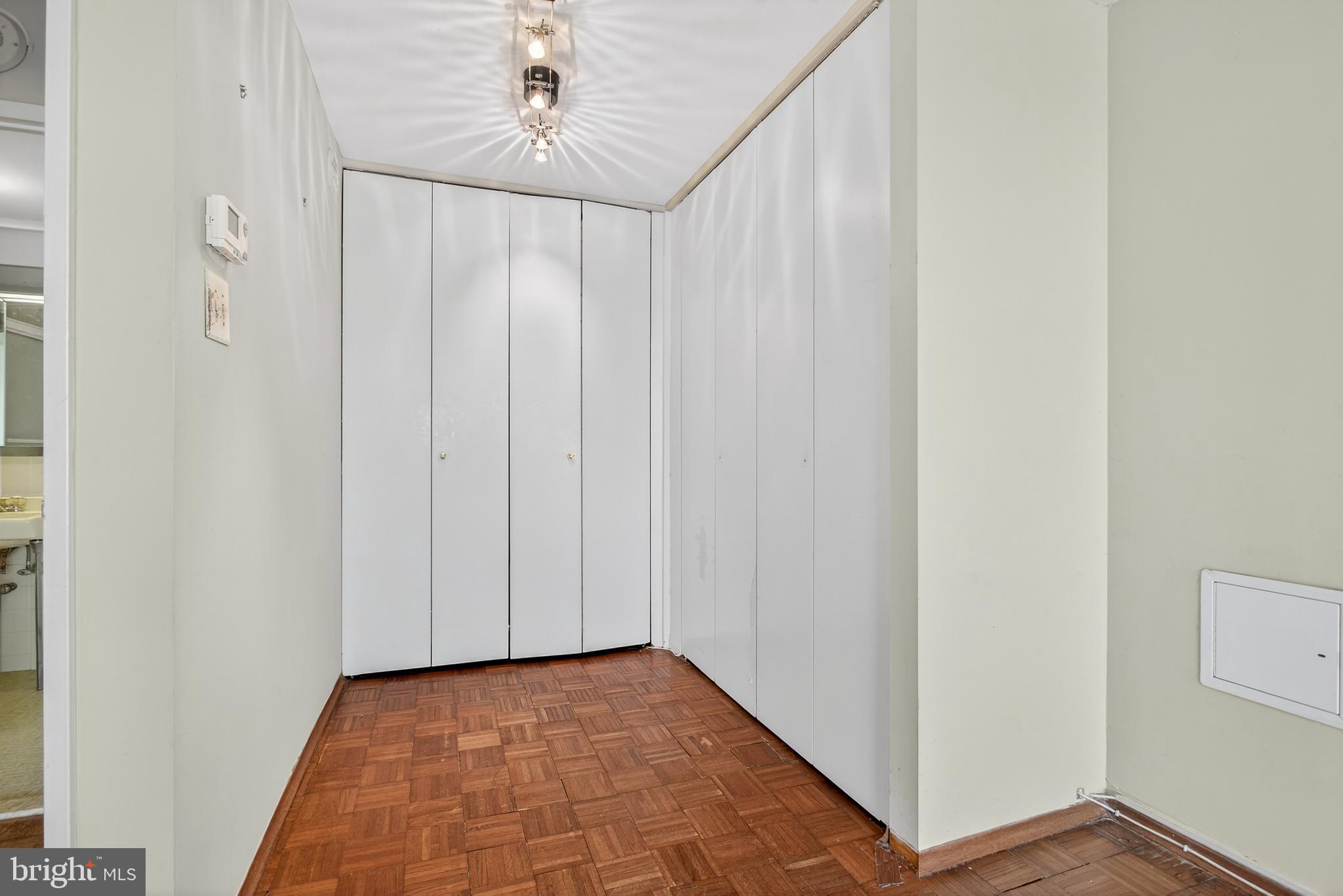 2401 PENNSYLVANIA AVENUE 00 10B22